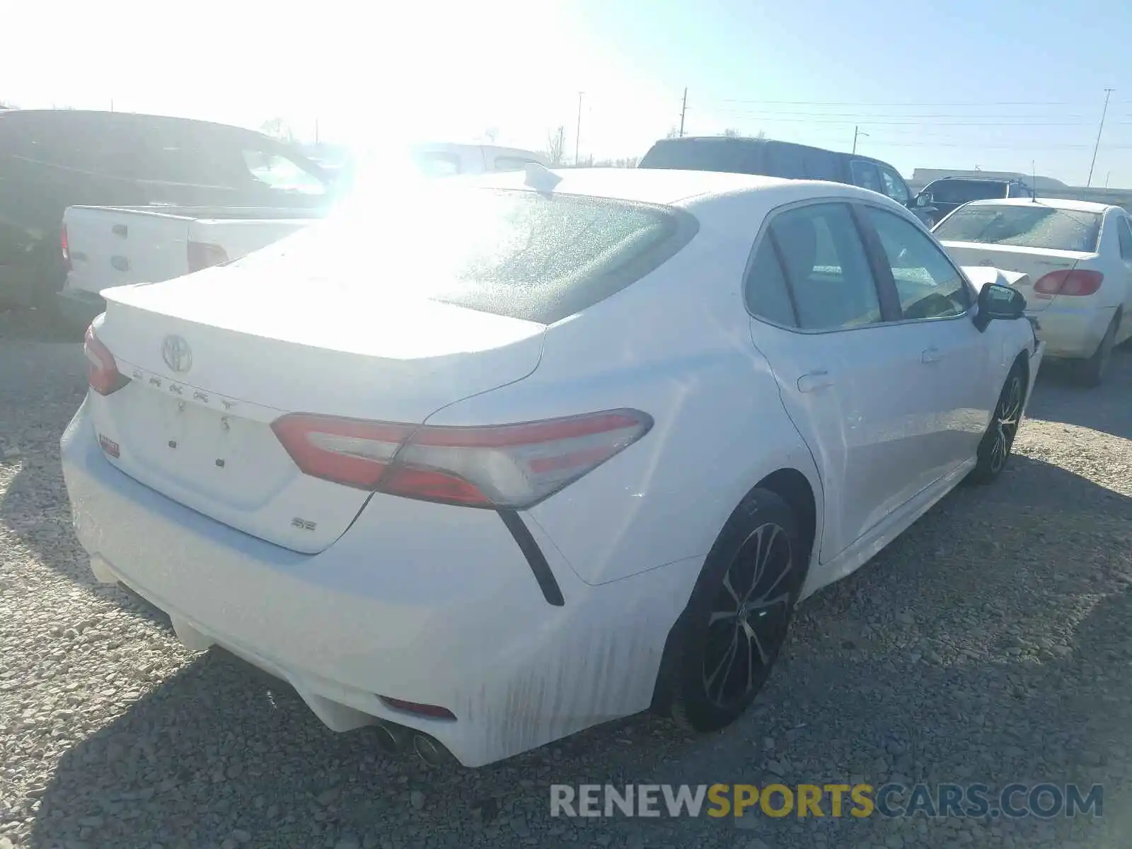 4 Photograph of a damaged car 4T1B11HK6KU294674 TOYOTA CAMRY 2019