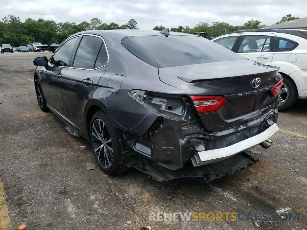 3 Photograph of a damaged car 4T1B11HK6KU295209 TOYOTA CAMRY 2019