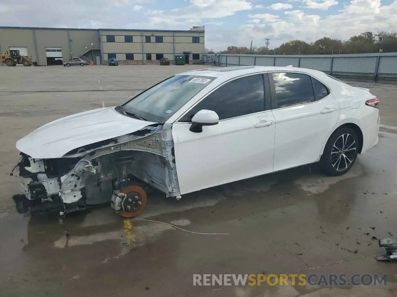 1 Photograph of a damaged car 4T1B11HK6KU298059 TOYOTA CAMRY 2019