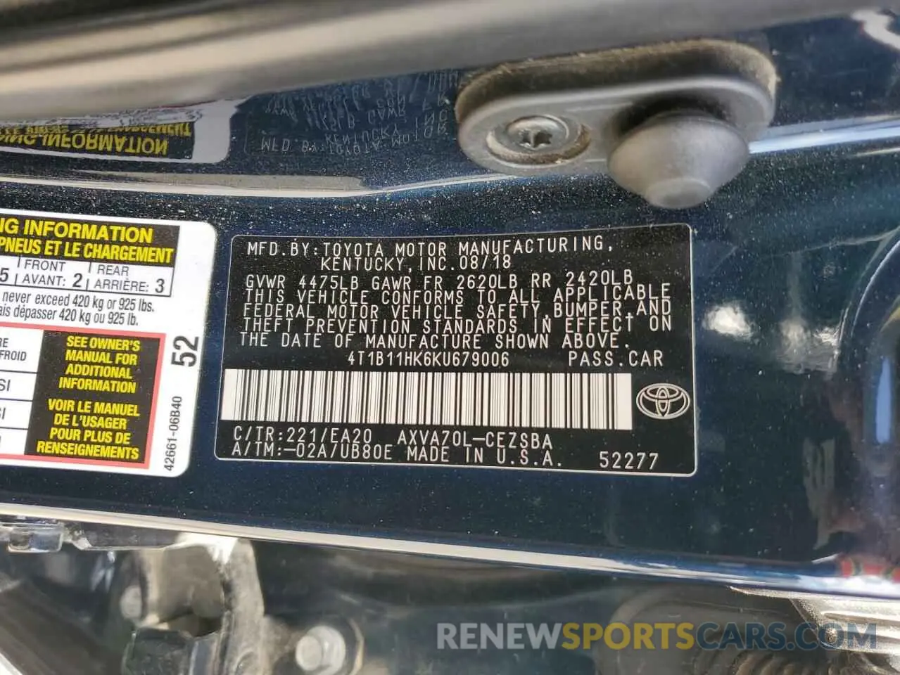 13 Photograph of a damaged car 4T1B11HK6KU679006 TOYOTA CAMRY 2019