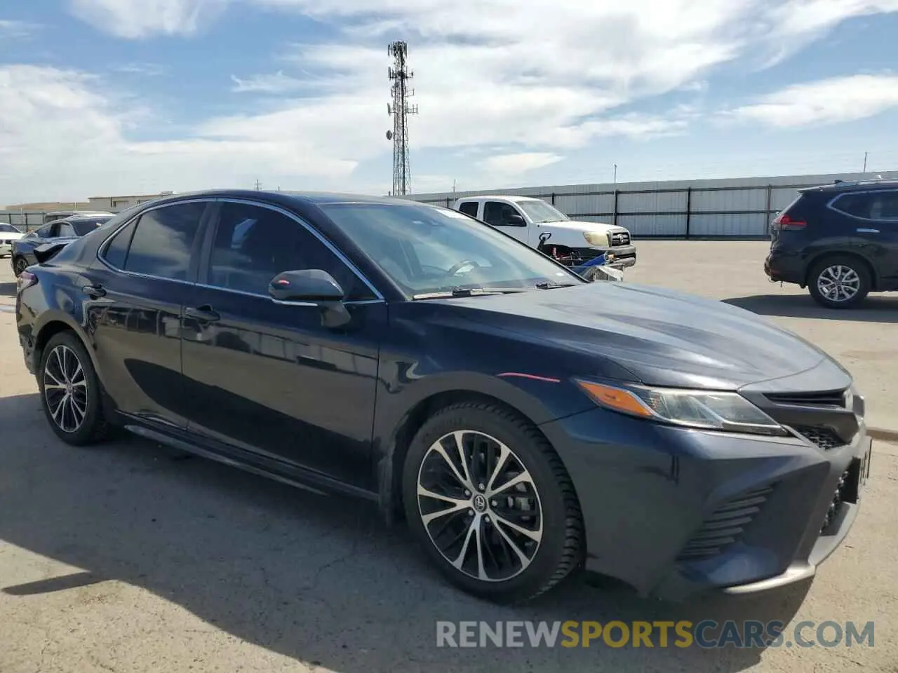 4 Photograph of a damaged car 4T1B11HK6KU679006 TOYOTA CAMRY 2019