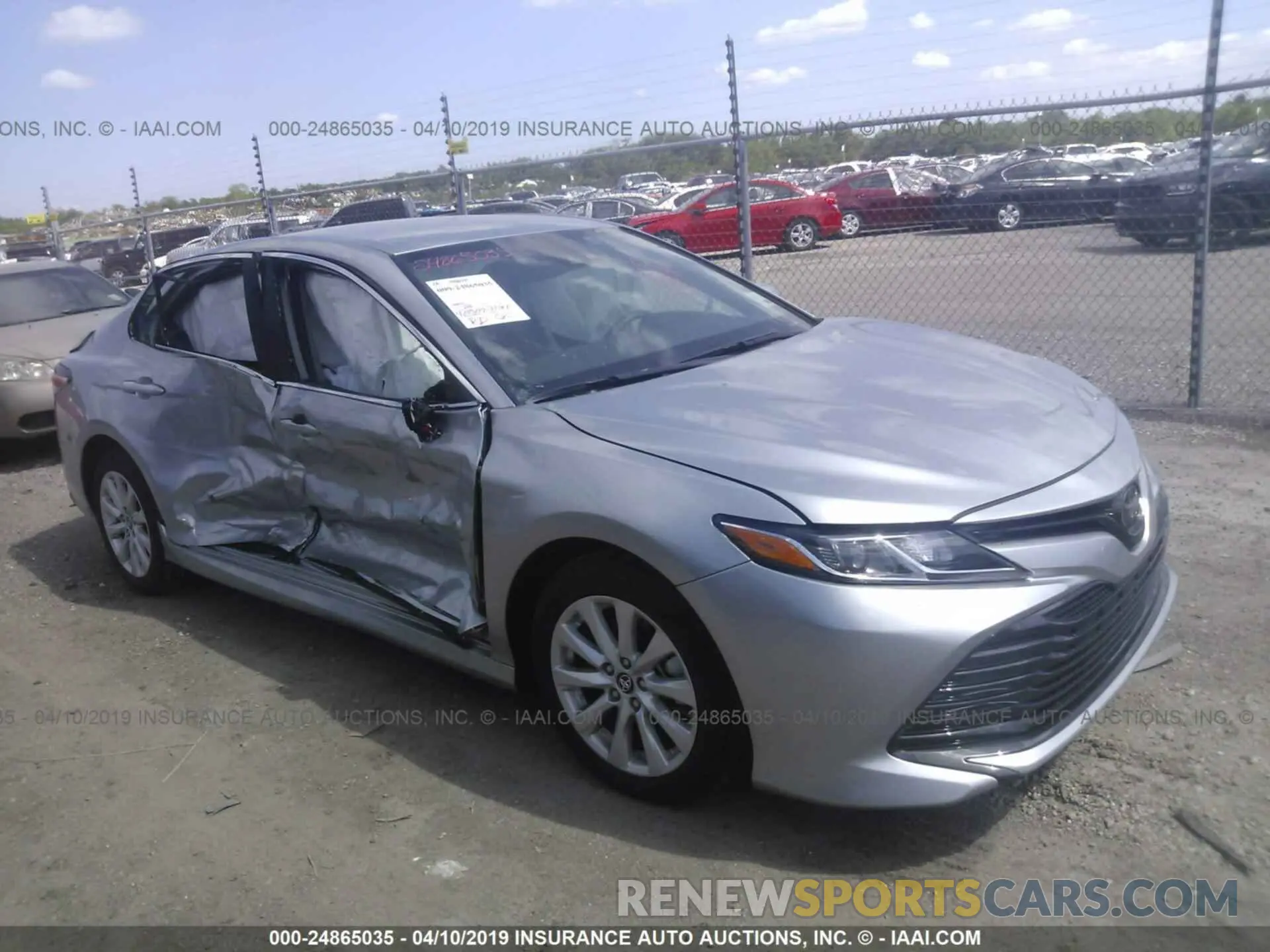 1 Photograph of a damaged car 4T1B11HK6KU679751 TOYOTA CAMRY 2019