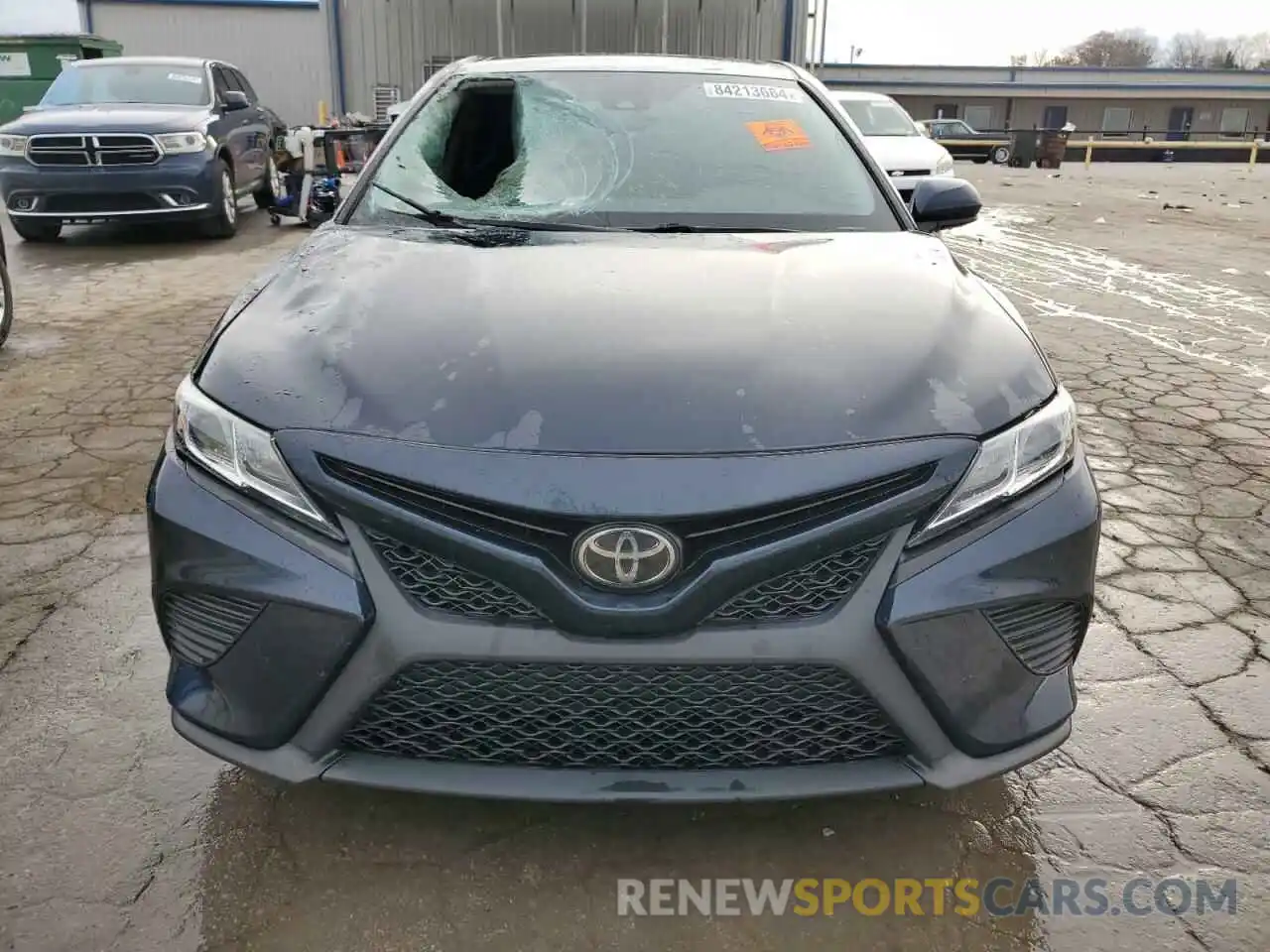 5 Photograph of a damaged car 4T1B11HK6KU684318 TOYOTA CAMRY 2019