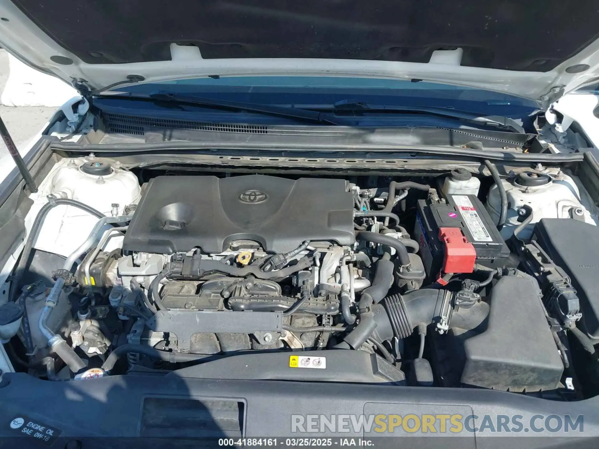 10 Photograph of a damaged car 4T1B11HK6KU684612 TOYOTA CAMRY 2019