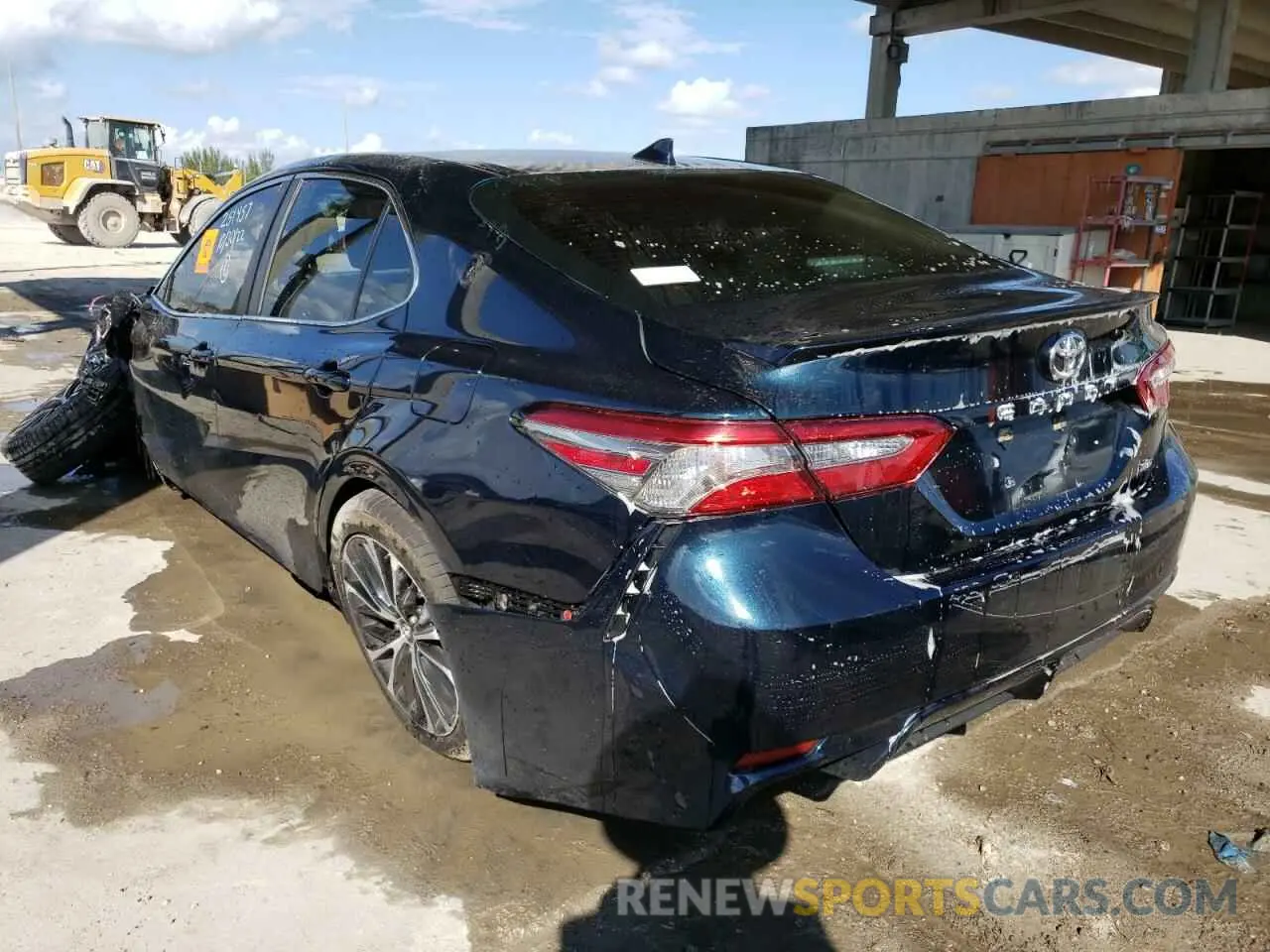 3 Photograph of a damaged car 4T1B11HK6KU688062 TOYOTA CAMRY 2019