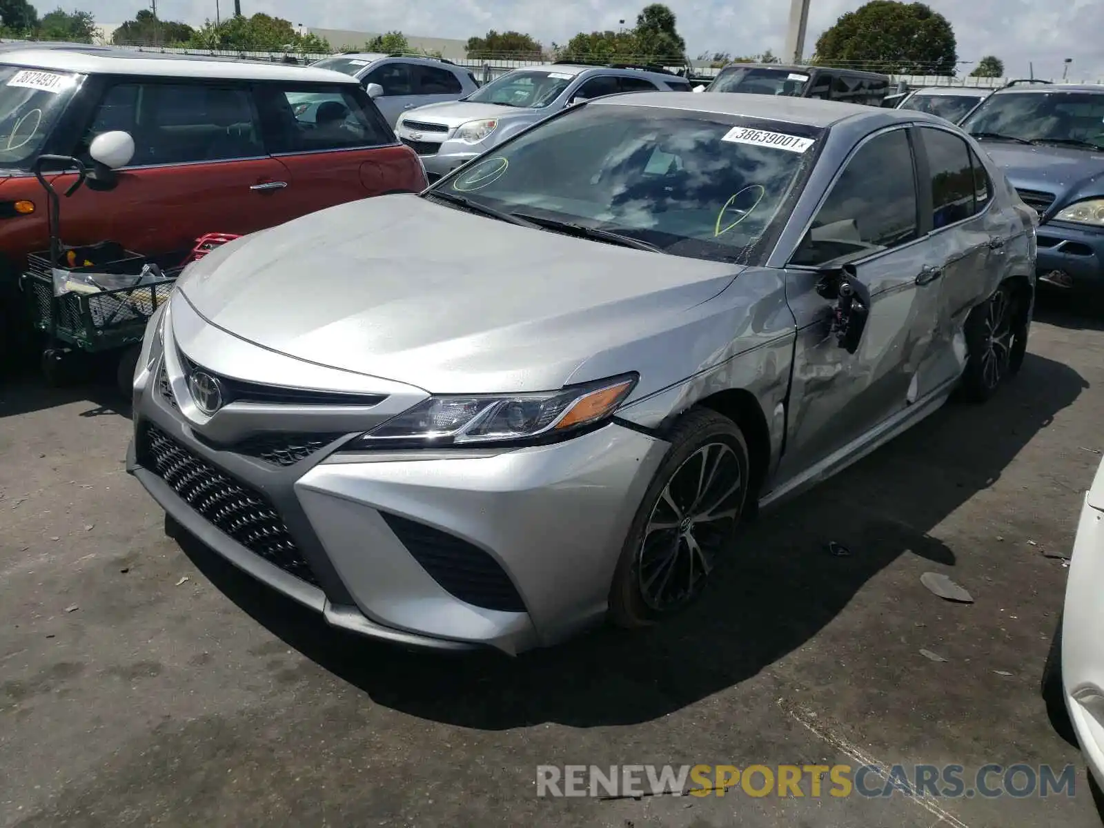 2 Photograph of a damaged car 4T1B11HK6KU688966 TOYOTA CAMRY 2019