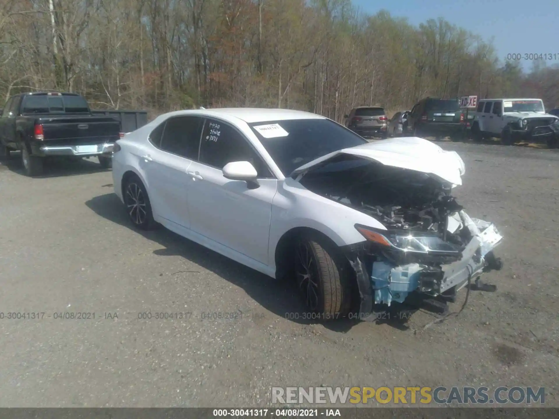 1 Photograph of a damaged car 4T1B11HK6KU689714 TOYOTA CAMRY 2019