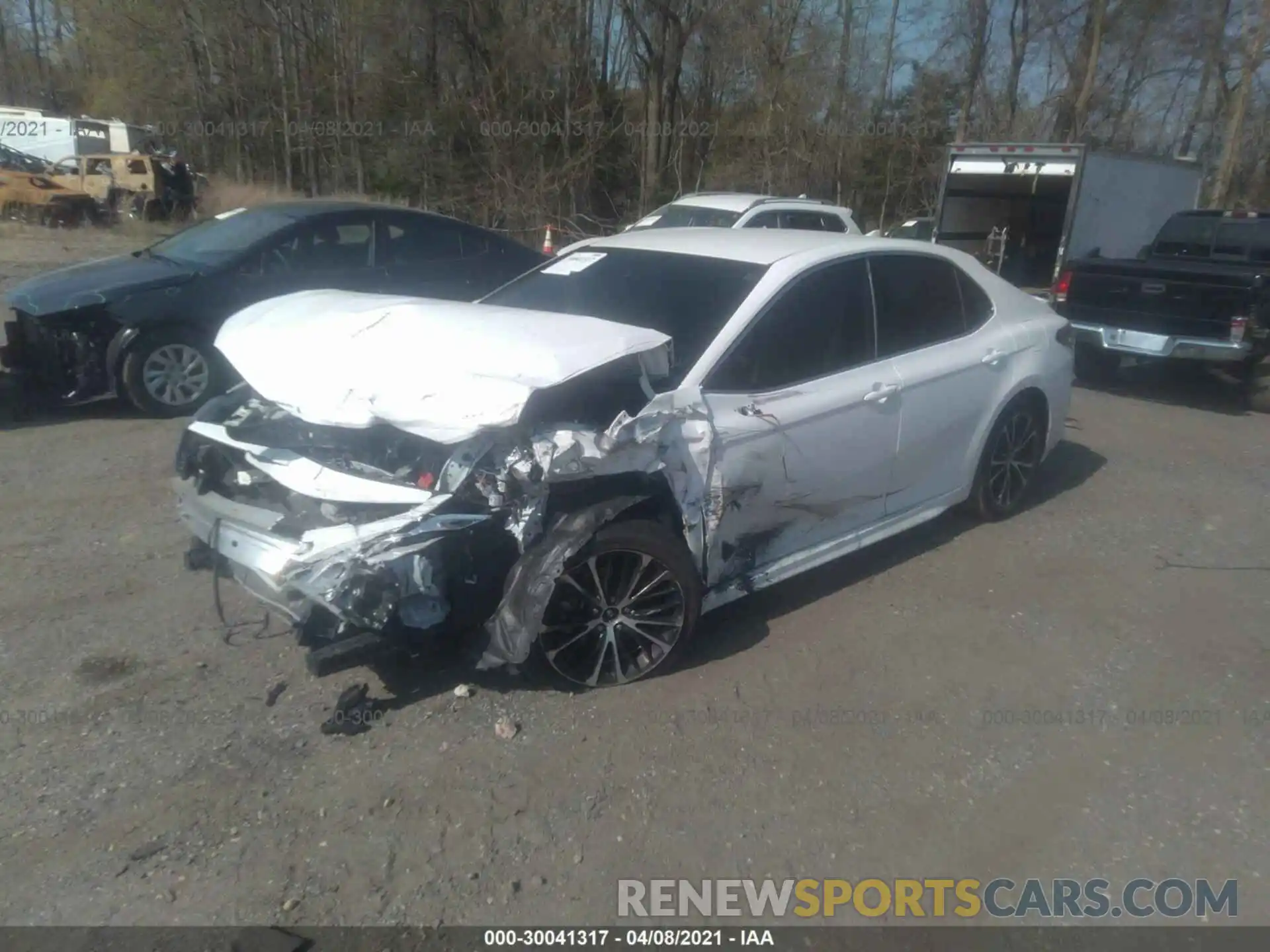 2 Photograph of a damaged car 4T1B11HK6KU689714 TOYOTA CAMRY 2019