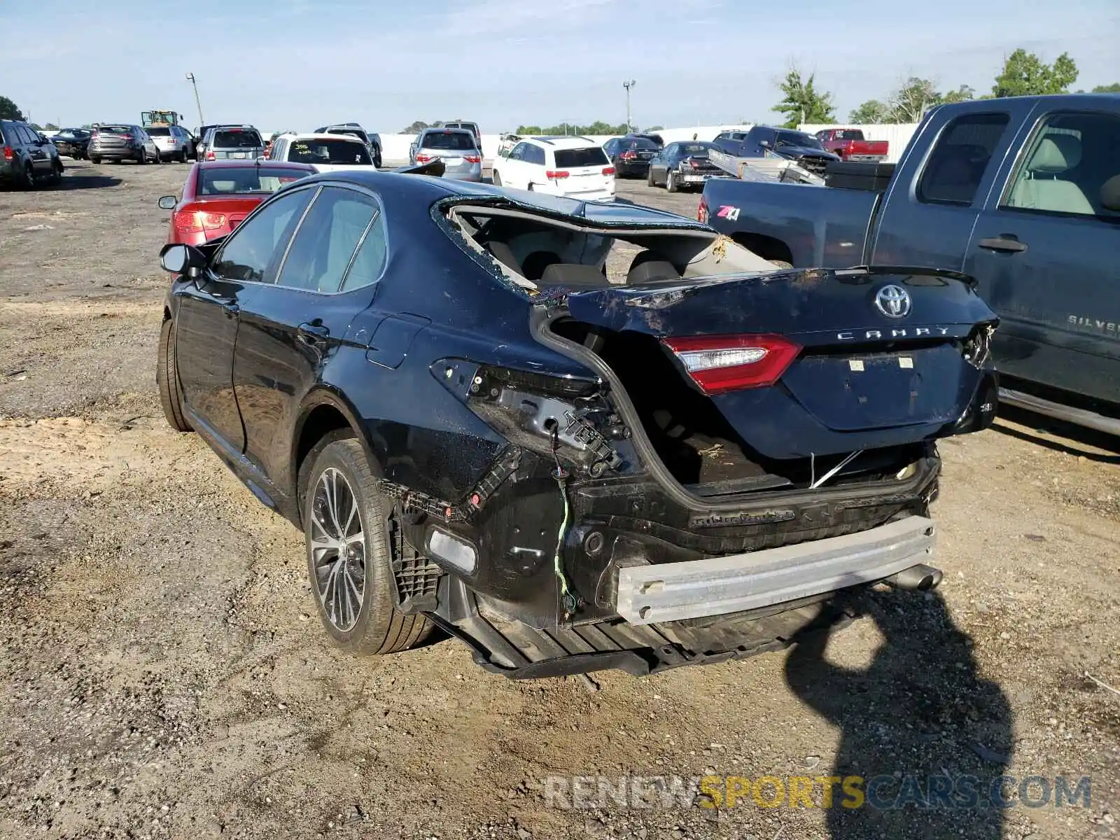 3 Photograph of a damaged car 4T1B11HK6KU694721 TOYOTA CAMRY 2019