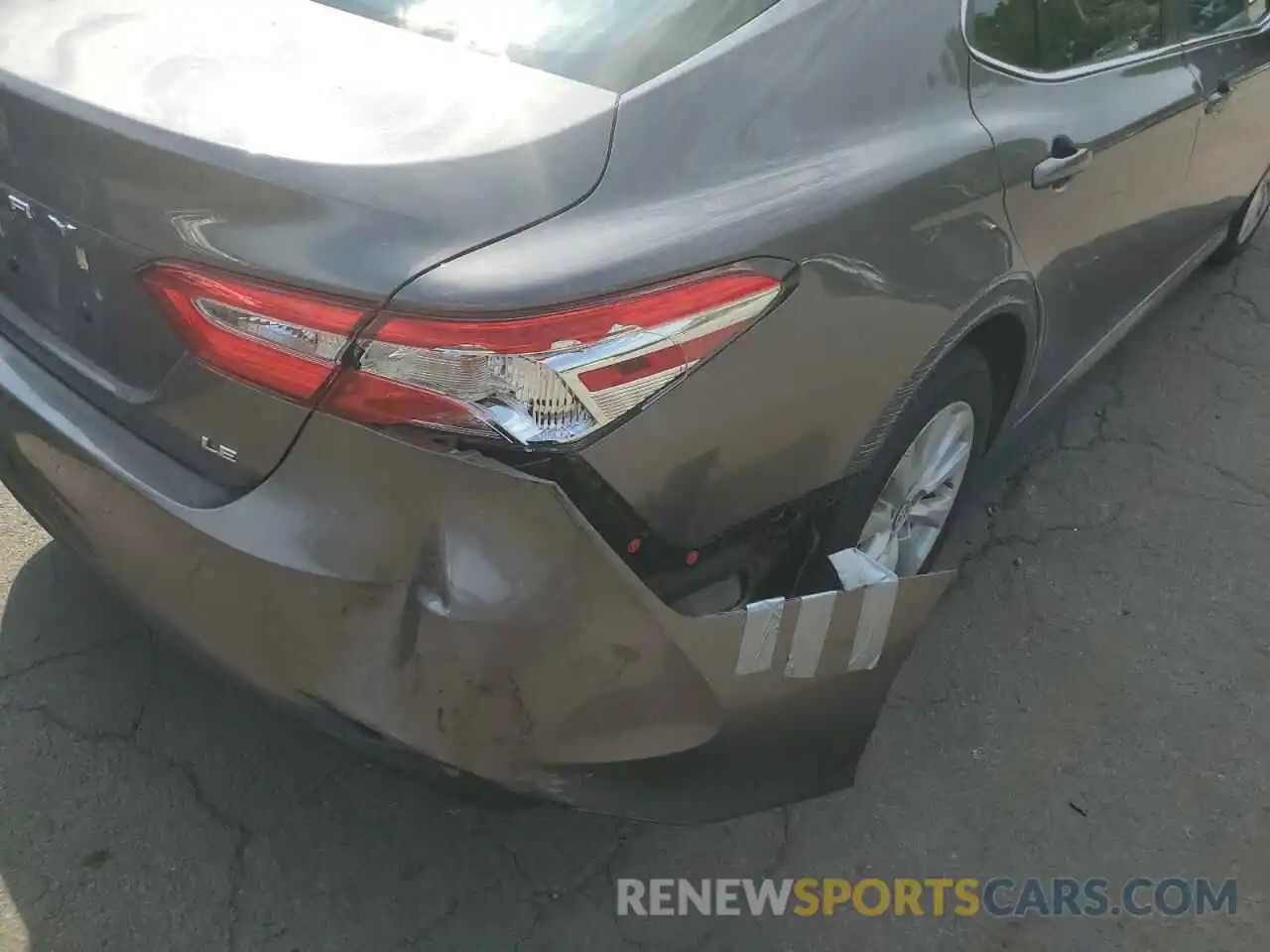 10 Photograph of a damaged car 4T1B11HK6KU700923 TOYOTA CAMRY 2019