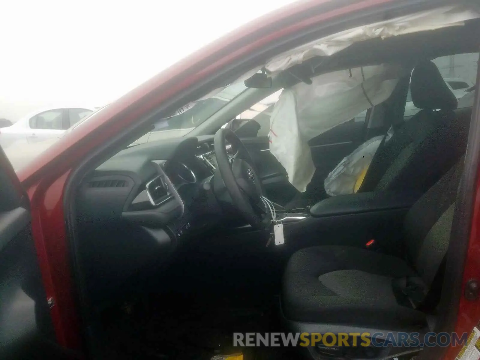 5 Photograph of a damaged car 4T1B11HK6KU708794 TOYOTA CAMRY 2019