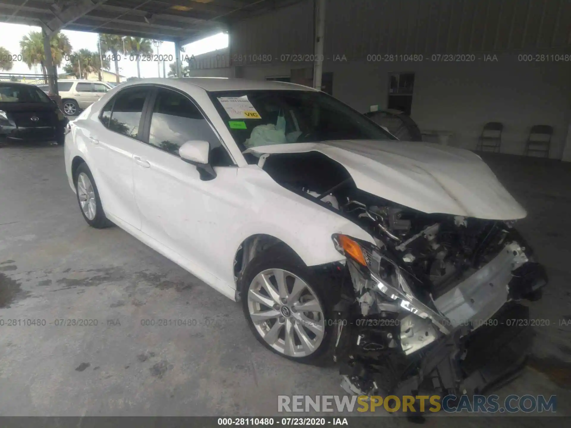 1 Photograph of a damaged car 4T1B11HK6KU712201 TOYOTA CAMRY 2019