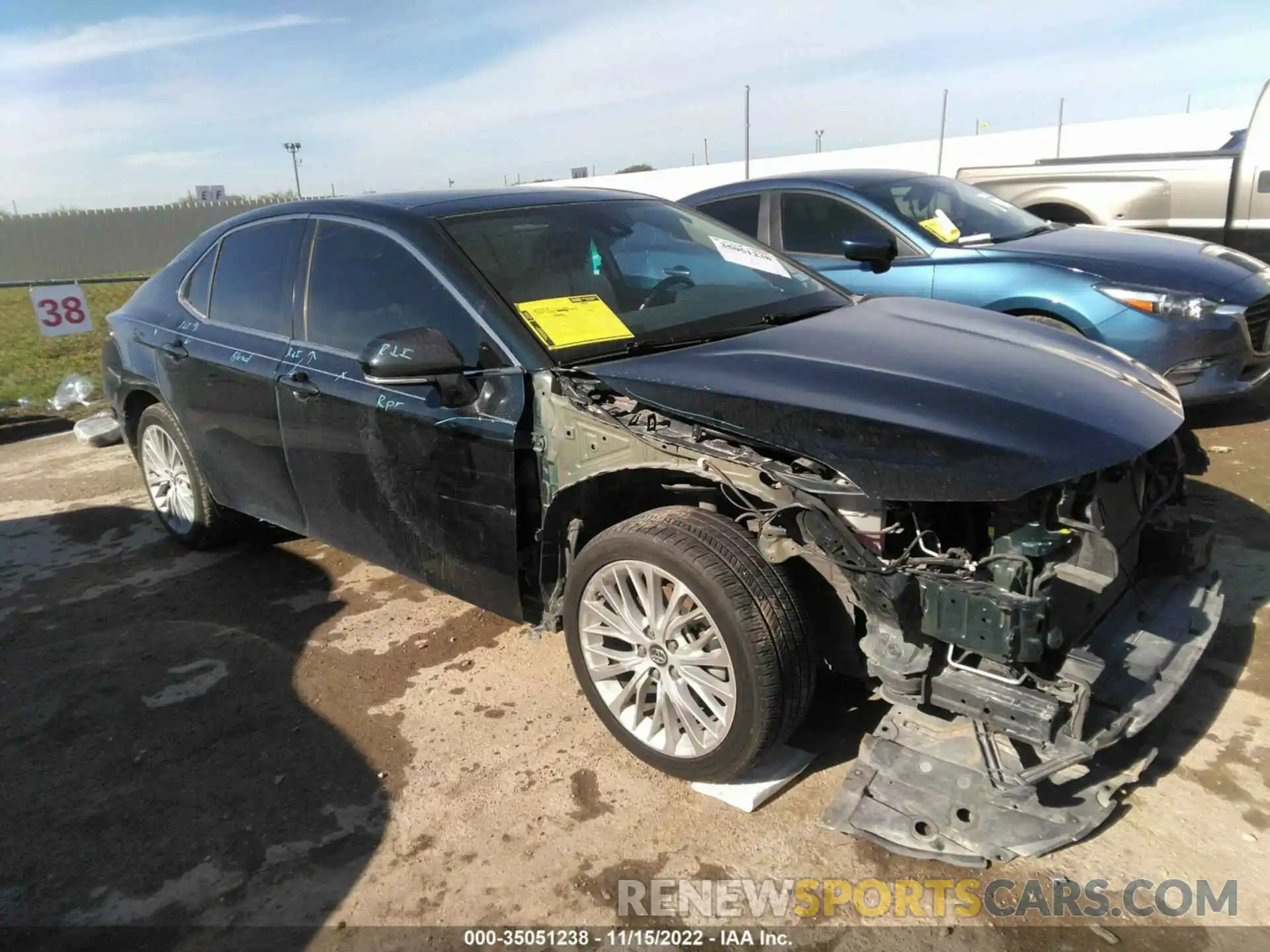 1 Photograph of a damaged car 4T1B11HK6KU726499 TOYOTA CAMRY 2019