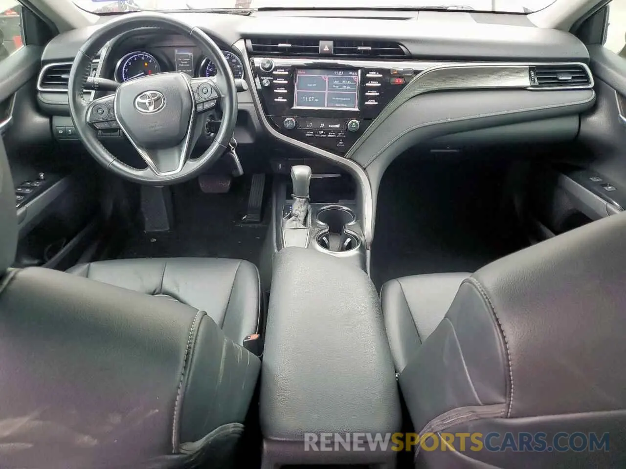 8 Photograph of a damaged car 4T1B11HK6KU726678 TOYOTA CAMRY 2019