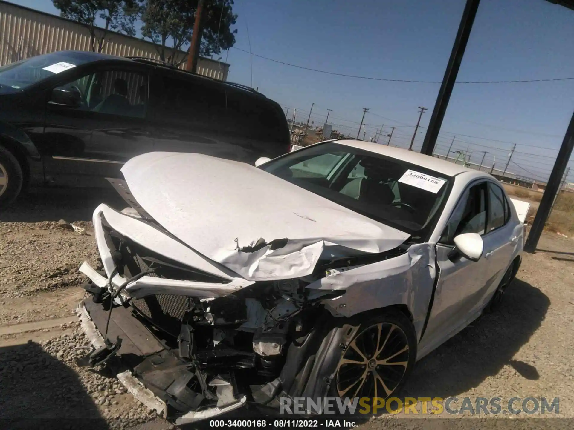 2 Photograph of a damaged car 4T1B11HK6KU729046 TOYOTA CAMRY 2019