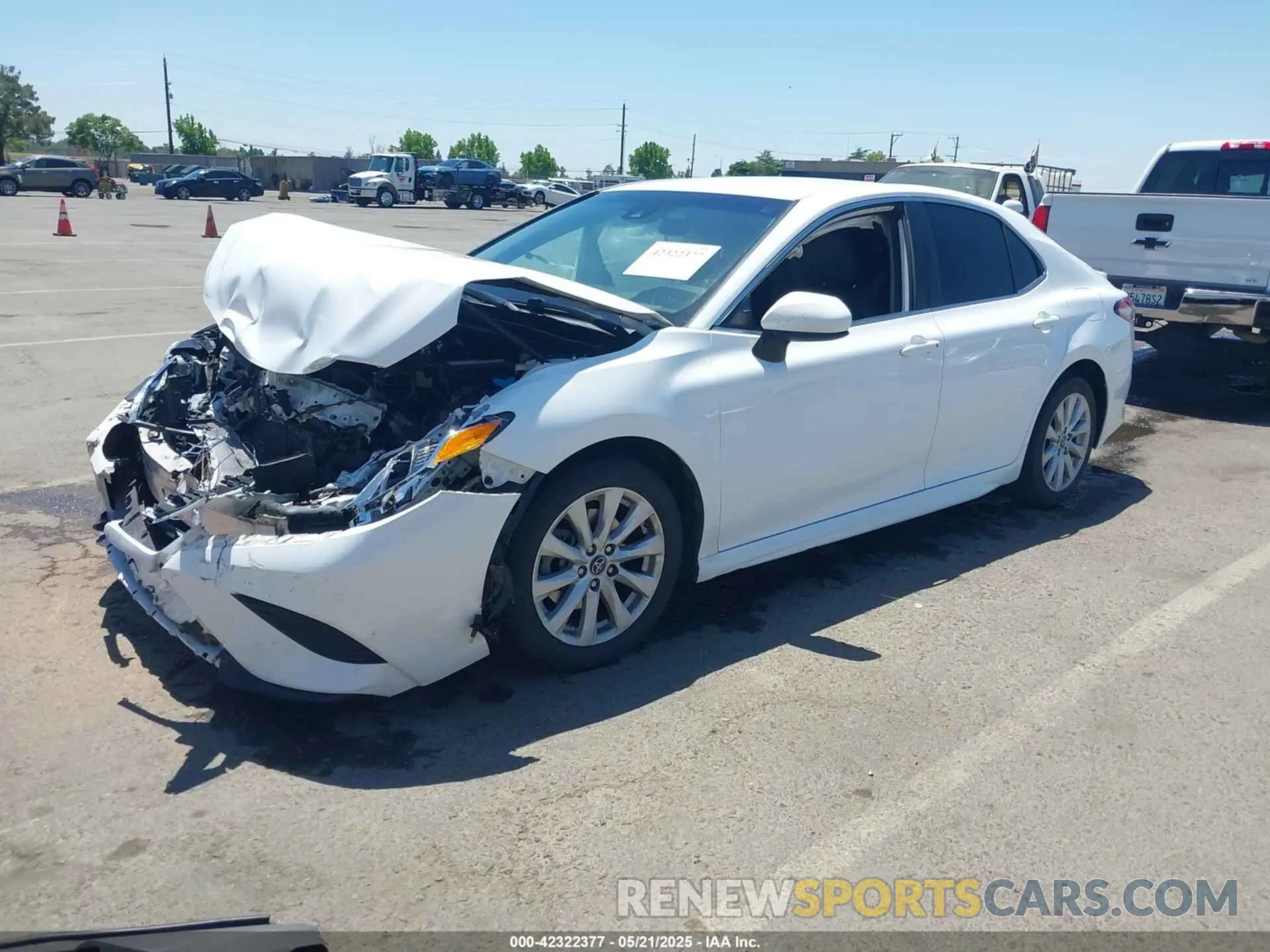 2 Photograph of a damaged car 4T1B11HK6KU730164 TOYOTA CAMRY 2019