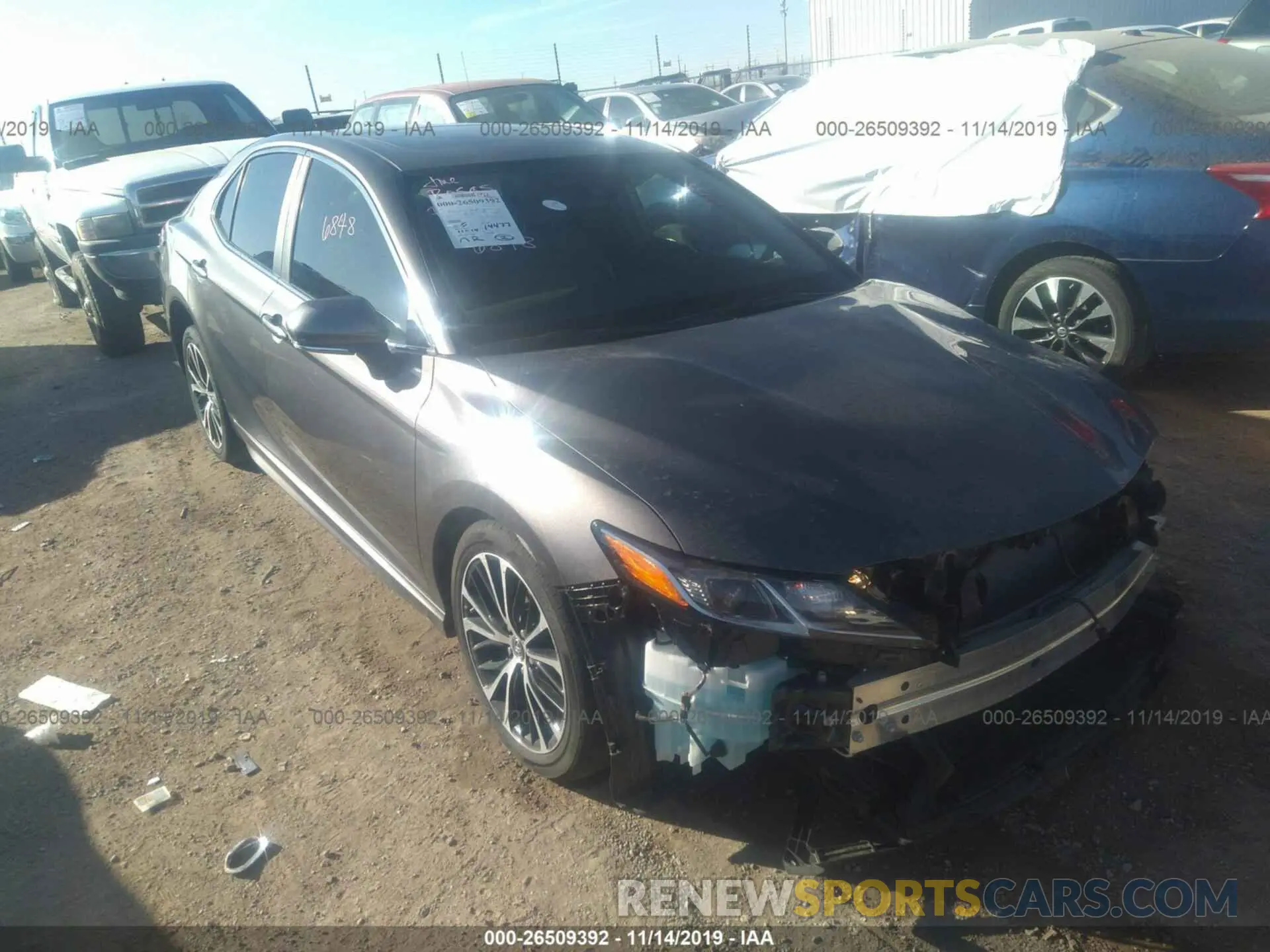 1 Photograph of a damaged car 4T1B11HK6KU731329 TOYOTA CAMRY 2019