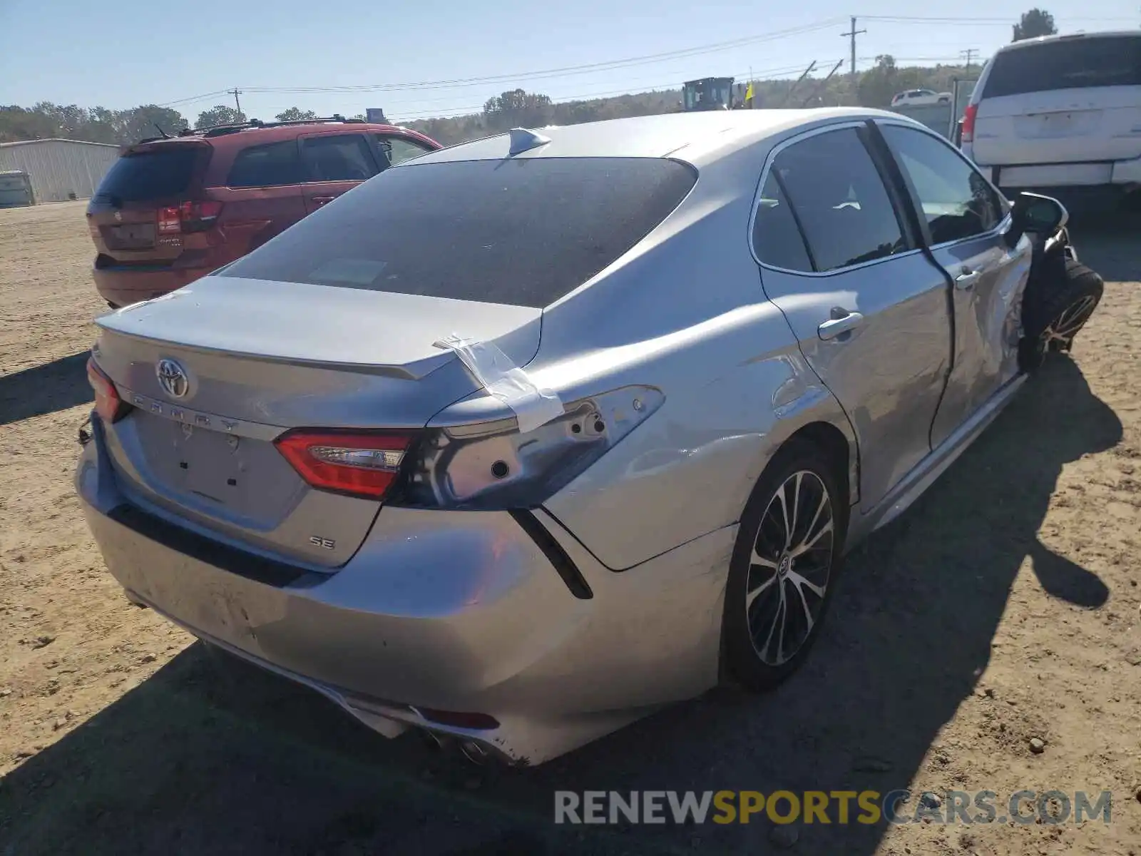 4 Photograph of a damaged car 4T1B11HK6KU733372 TOYOTA CAMRY 2019