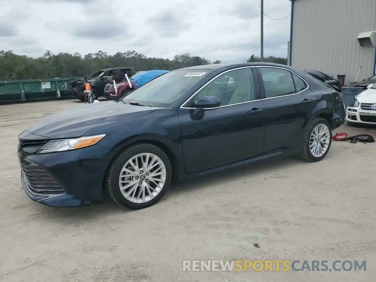 1 Photograph of a damaged car 4T1B11HK6KU736692 TOYOTA CAMRY 2019