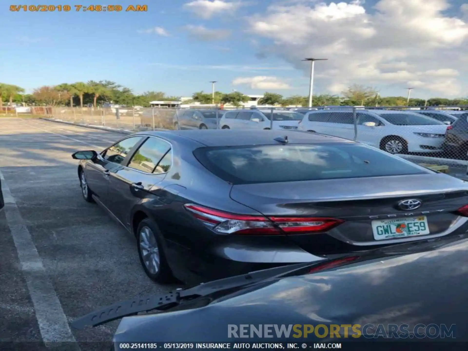 15 Photograph of a damaged car 4T1B11HK6KU742430 TOYOTA CAMRY 2019