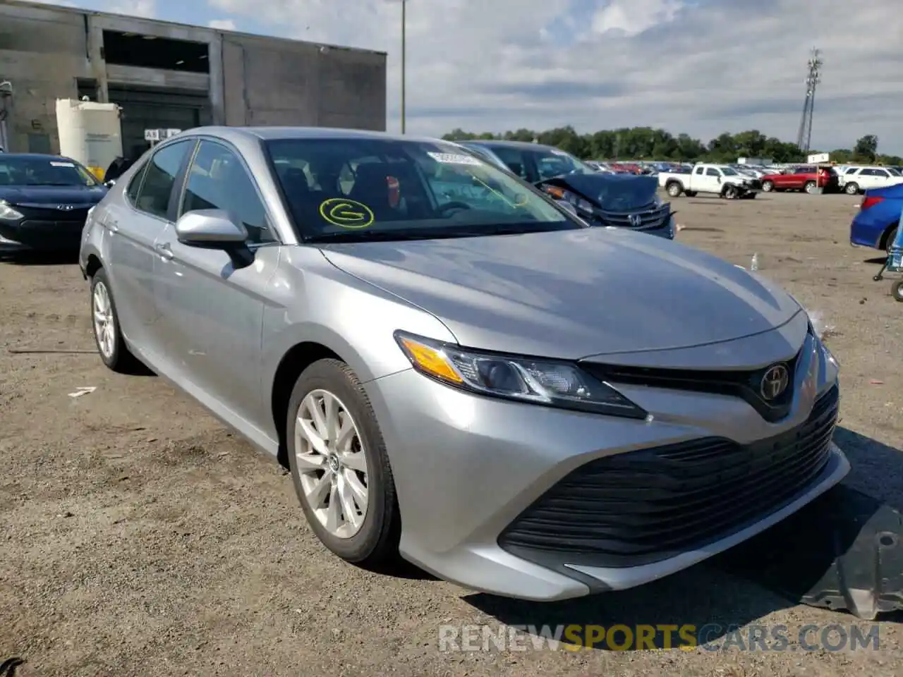 1 Photograph of a damaged car 4T1B11HK6KU749801 TOYOTA CAMRY 2019