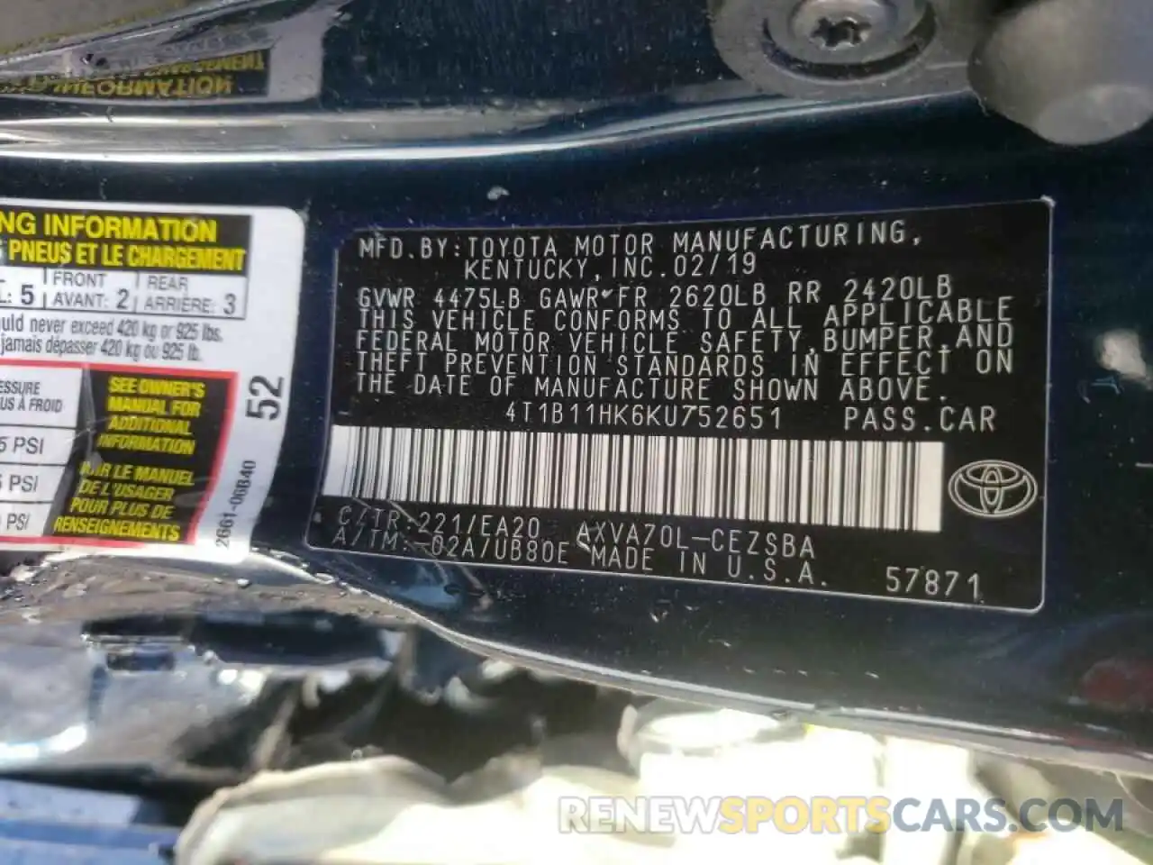 10 Photograph of a damaged car 4T1B11HK6KU752651 TOYOTA CAMRY 2019