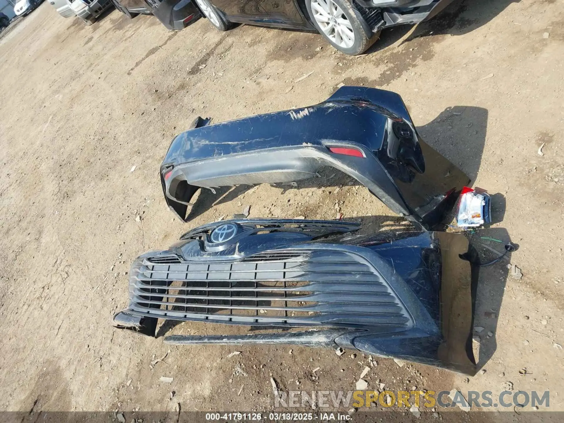 12 Photograph of a damaged car 4T1B11HK6KU754058 TOYOTA CAMRY 2019