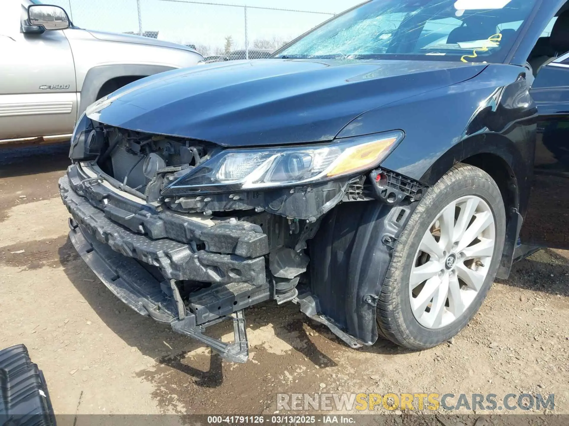 6 Photograph of a damaged car 4T1B11HK6KU754058 TOYOTA CAMRY 2019