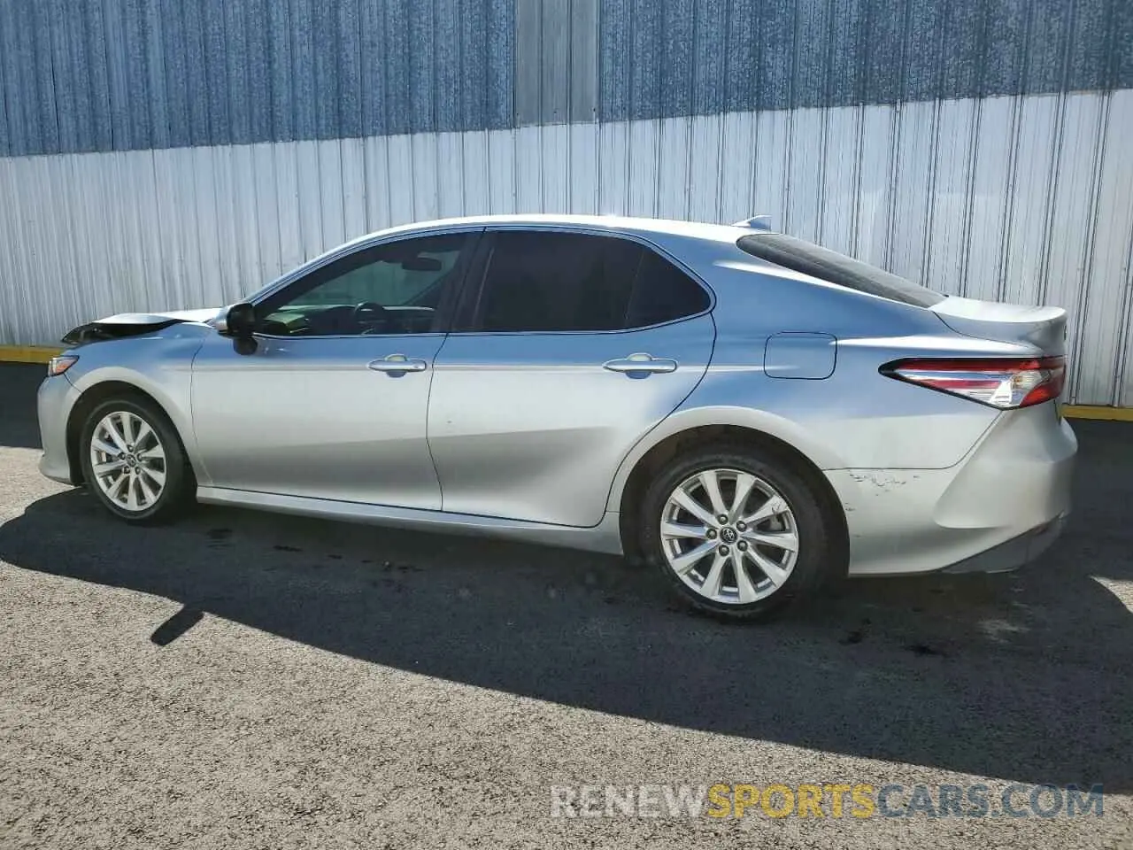 2 Photograph of a damaged car 4T1B11HK6KU754643 TOYOTA CAMRY 2019