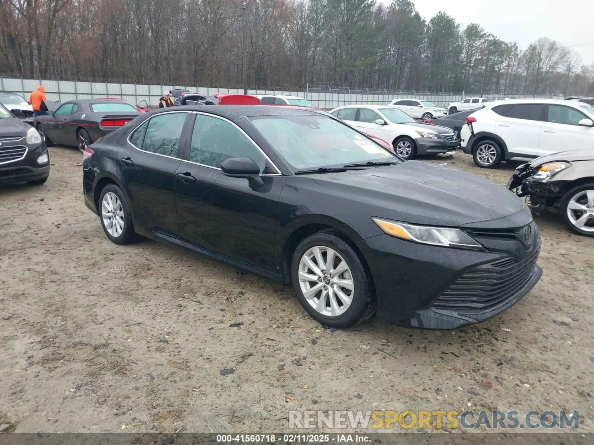 1 Photograph of a damaged car 4T1B11HK6KU755355 TOYOTA CAMRY 2019