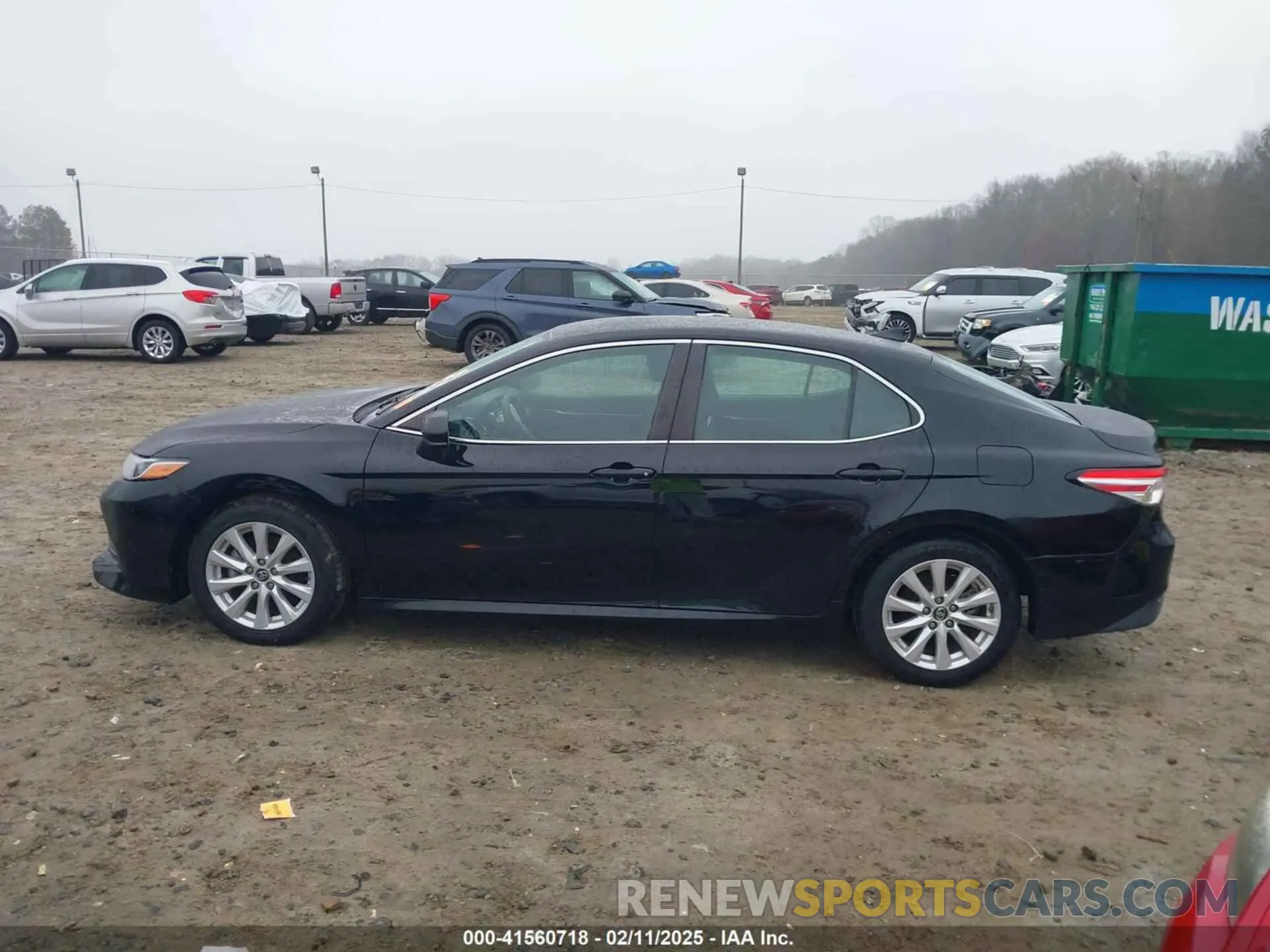 14 Photograph of a damaged car 4T1B11HK6KU755355 TOYOTA CAMRY 2019
