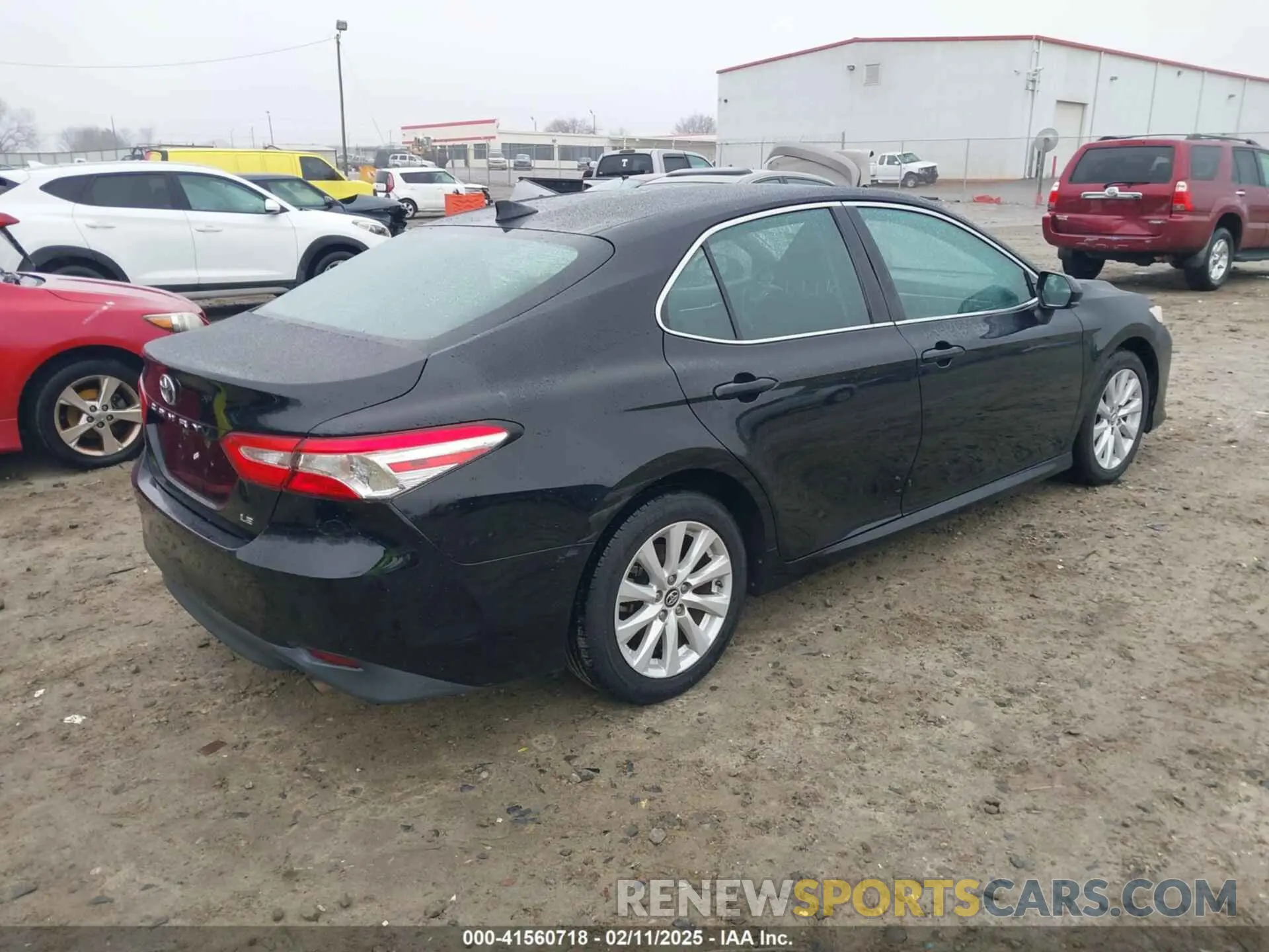 4 Photograph of a damaged car 4T1B11HK6KU755355 TOYOTA CAMRY 2019