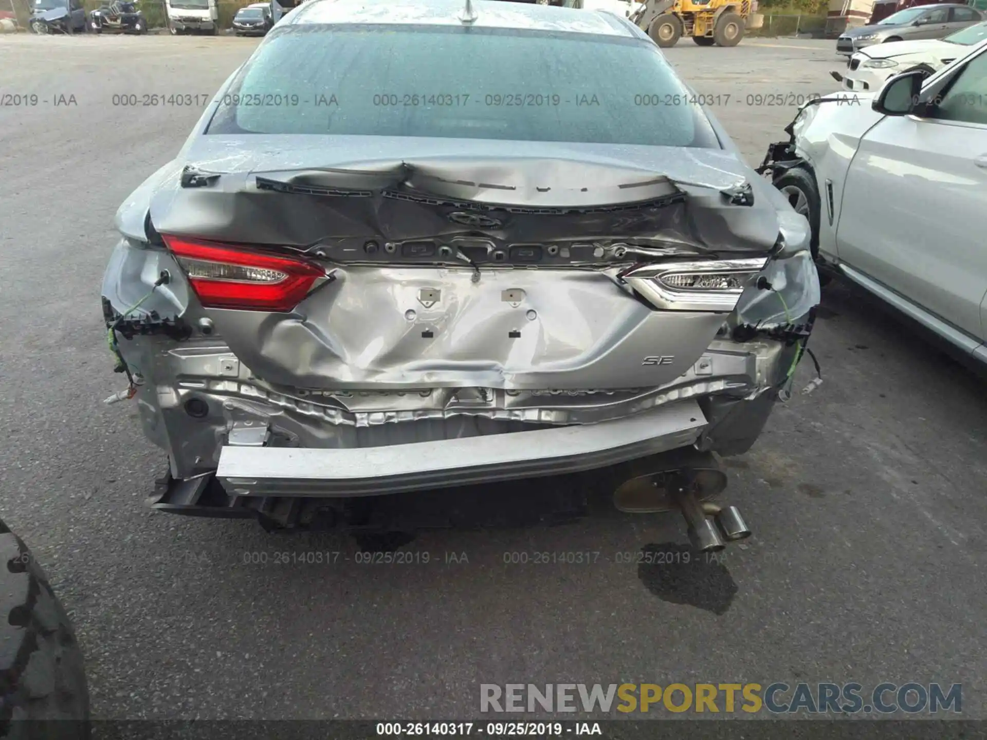 6 Photograph of a damaged car 4T1B11HK6KU758675 TOYOTA CAMRY 2019