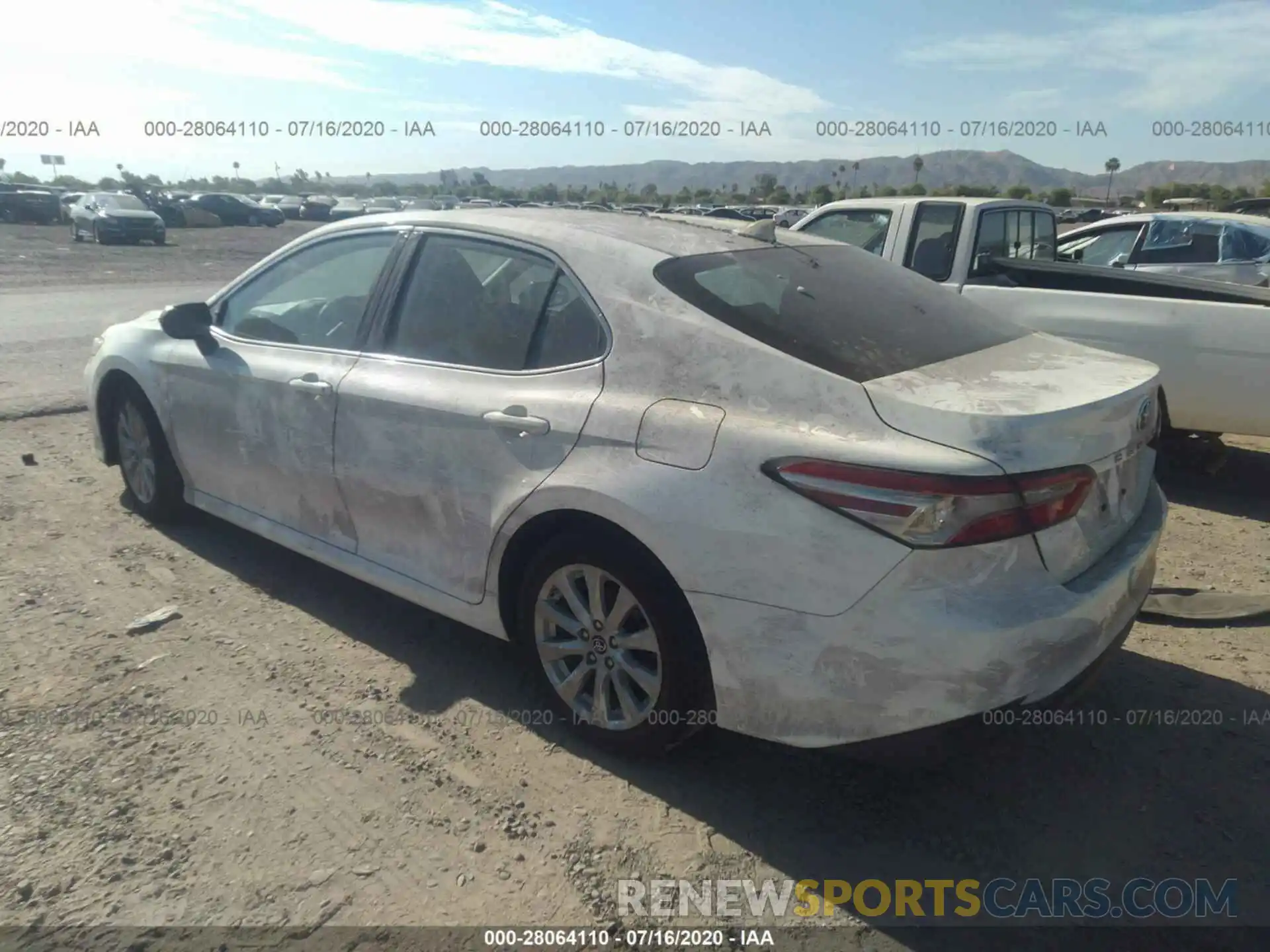 3 Photograph of a damaged car 4T1B11HK6KU759096 TOYOTA CAMRY 2019