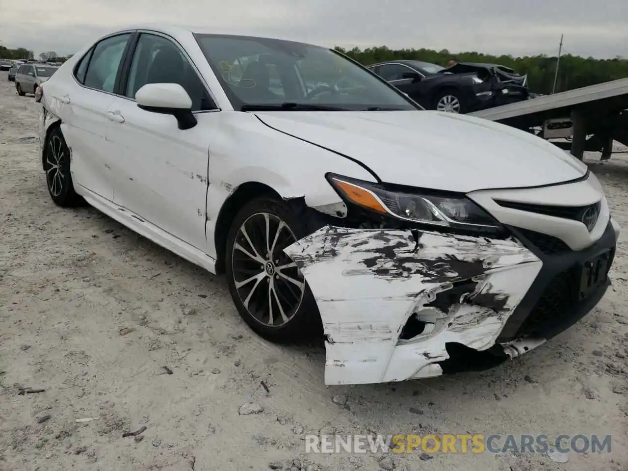 1 Photograph of a damaged car 4T1B11HK6KU759678 TOYOTA CAMRY 2019