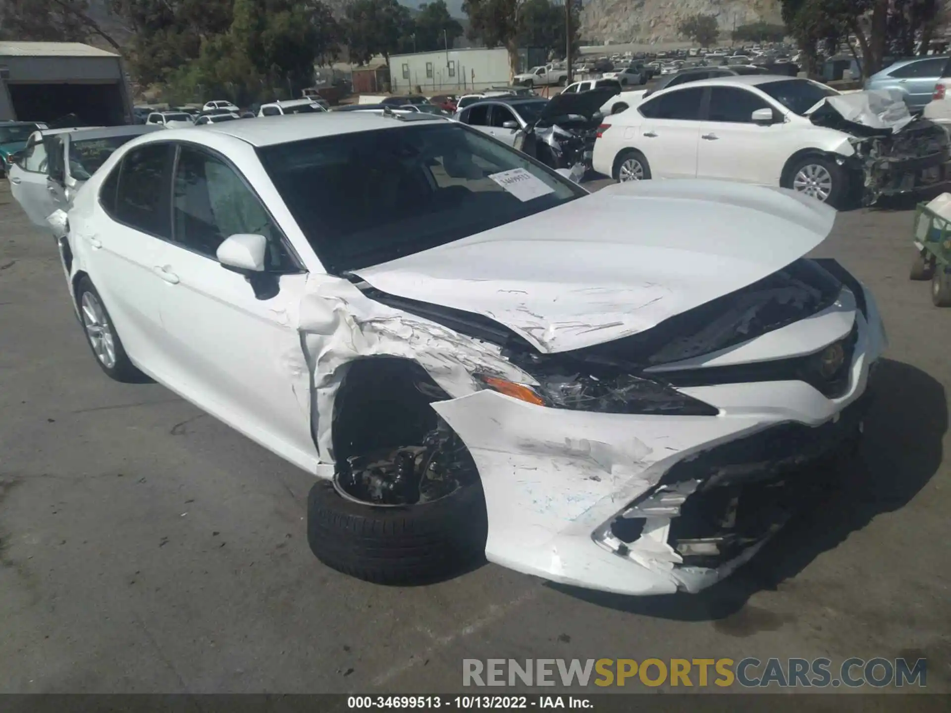 1 Photograph of a damaged car 4T1B11HK6KU760247 TOYOTA CAMRY 2019