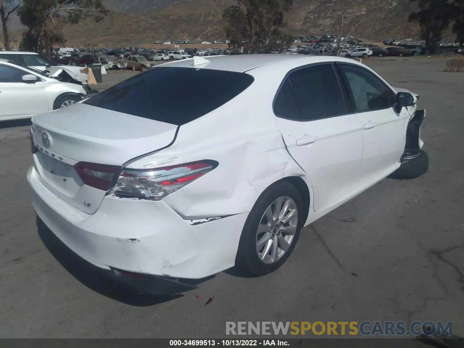 4 Photograph of a damaged car 4T1B11HK6KU760247 TOYOTA CAMRY 2019