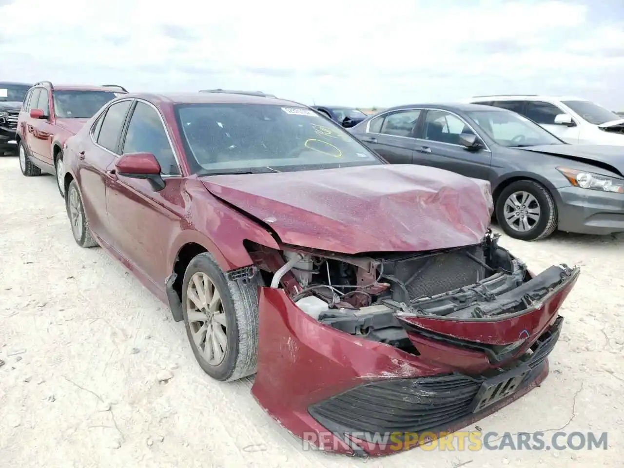 1 Photograph of a damaged car 4T1B11HK6KU761012 TOYOTA CAMRY 2019