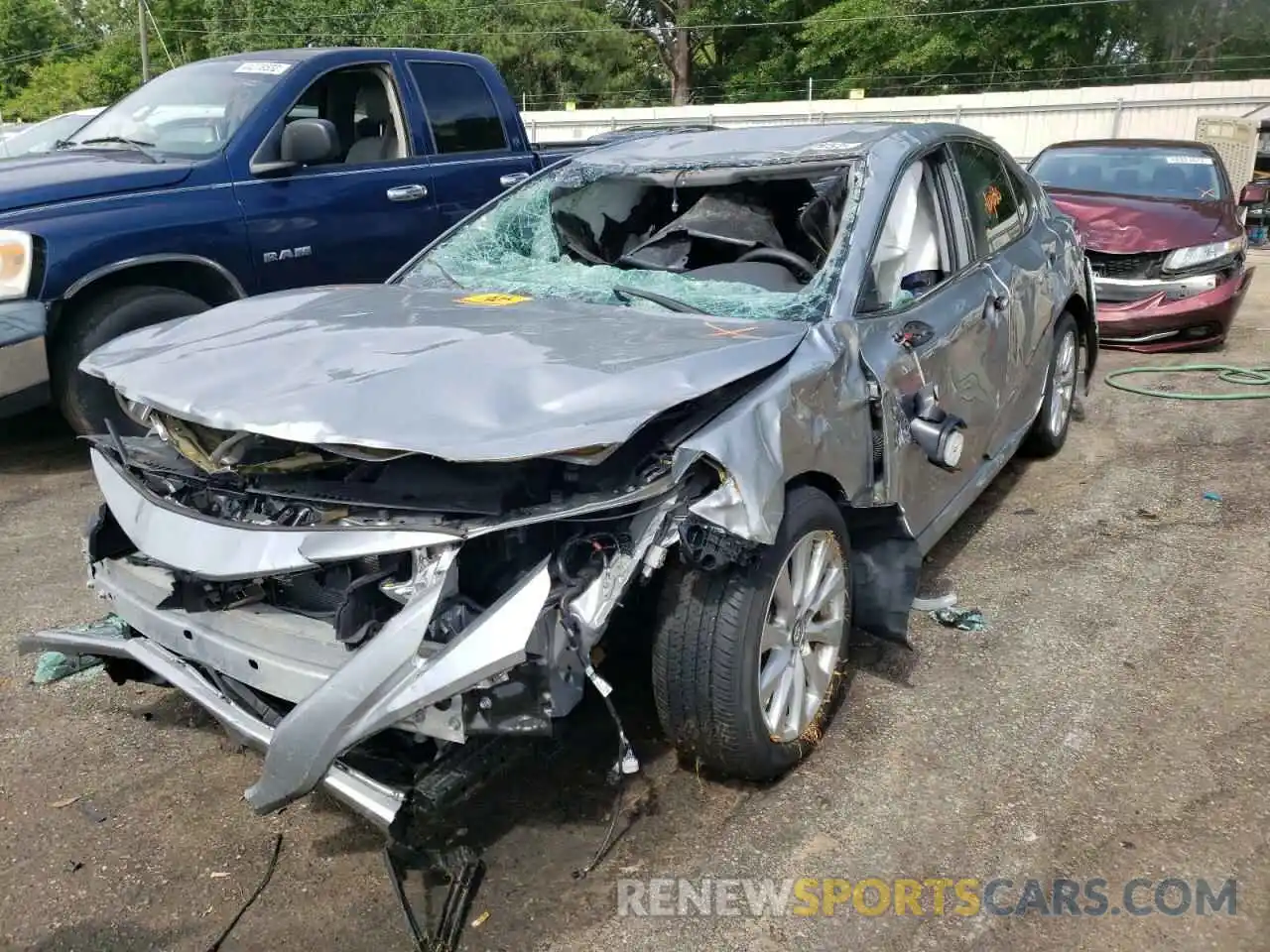 2 Photograph of a damaged car 4T1B11HK6KU761804 TOYOTA CAMRY 2019