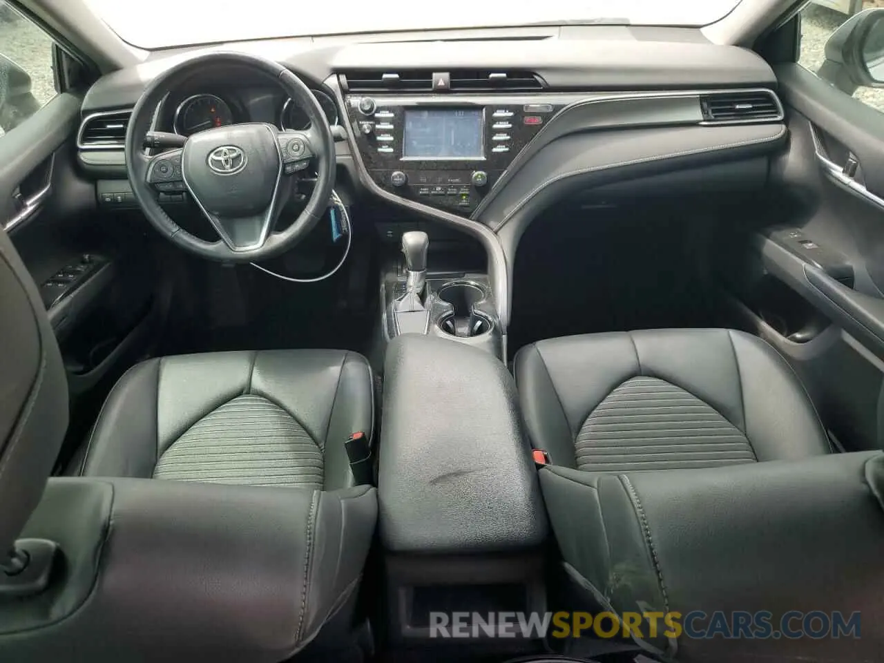 8 Photograph of a damaged car 4T1B11HK6KU765450 TOYOTA CAMRY 2019