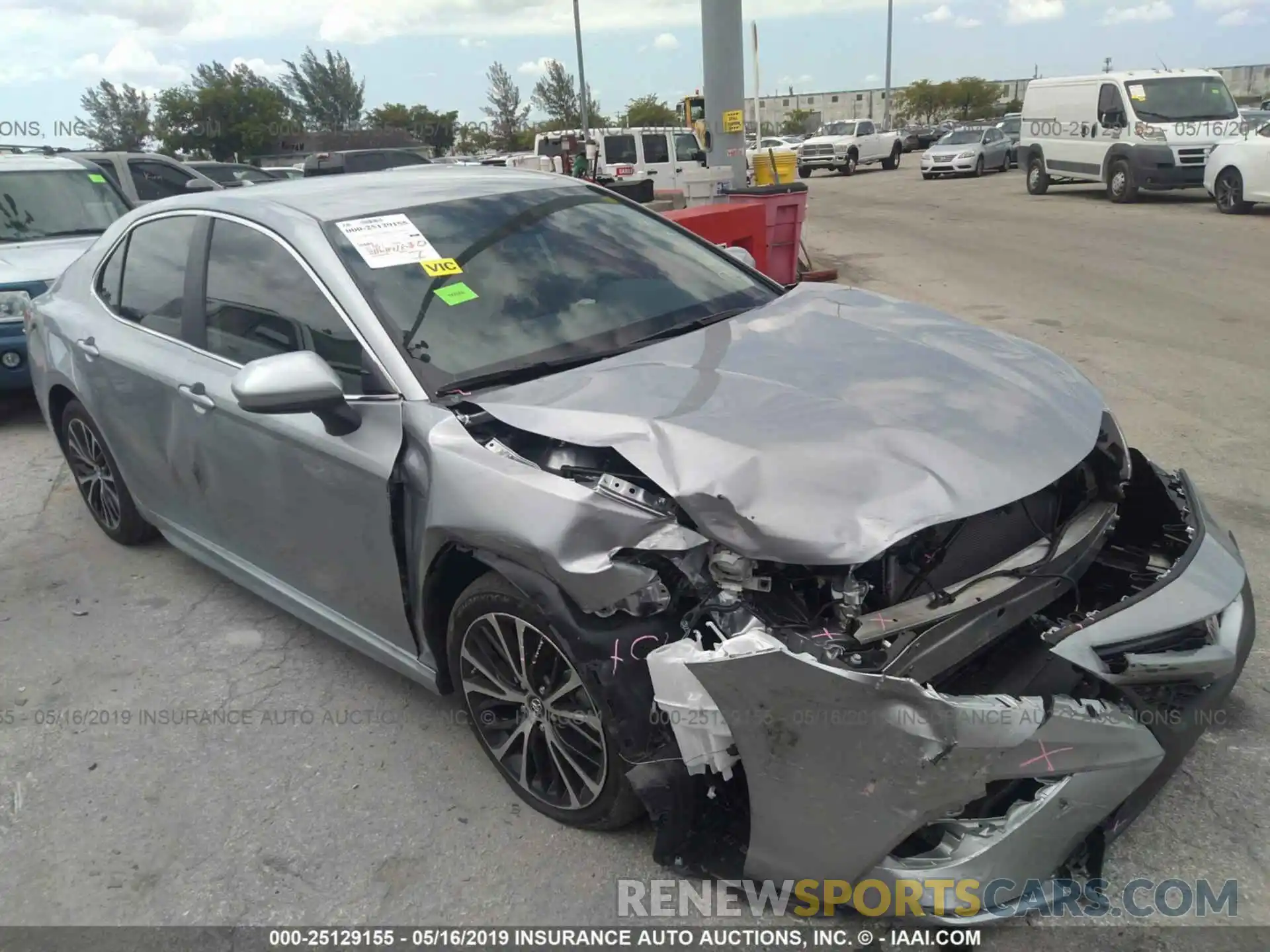 1 Photograph of a damaged car 4T1B11HK6KU766775 TOYOTA CAMRY 2019