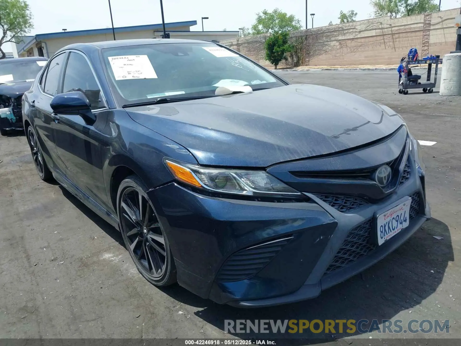 1 Photograph of a damaged car 4T1B11HK6KU767554 TOYOTA CAMRY 2019