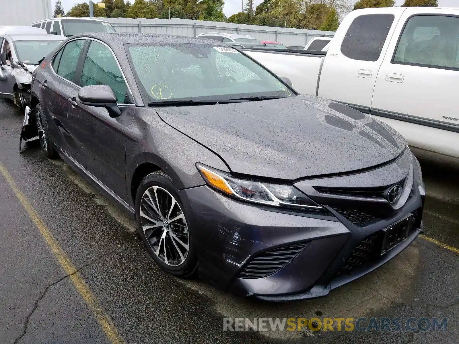 1 Photograph of a damaged car 4T1B11HK6KU768204 TOYOTA CAMRY 2019