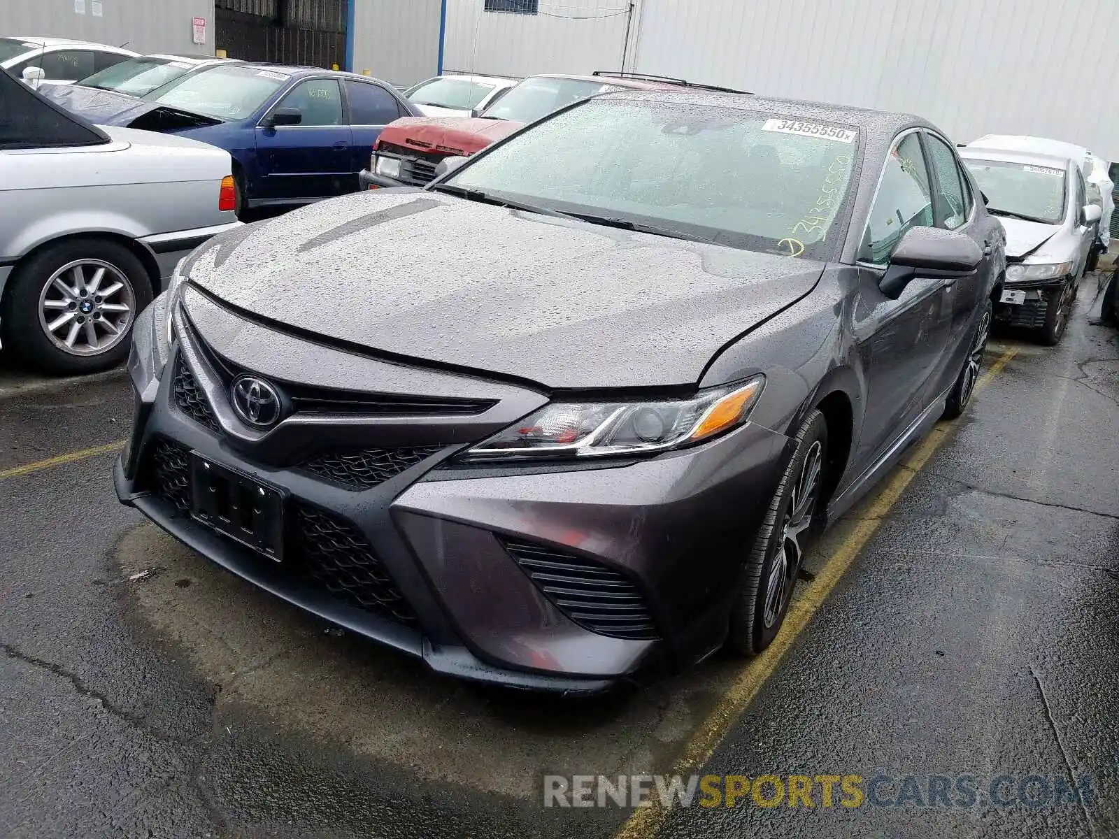 2 Photograph of a damaged car 4T1B11HK6KU768204 TOYOTA CAMRY 2019