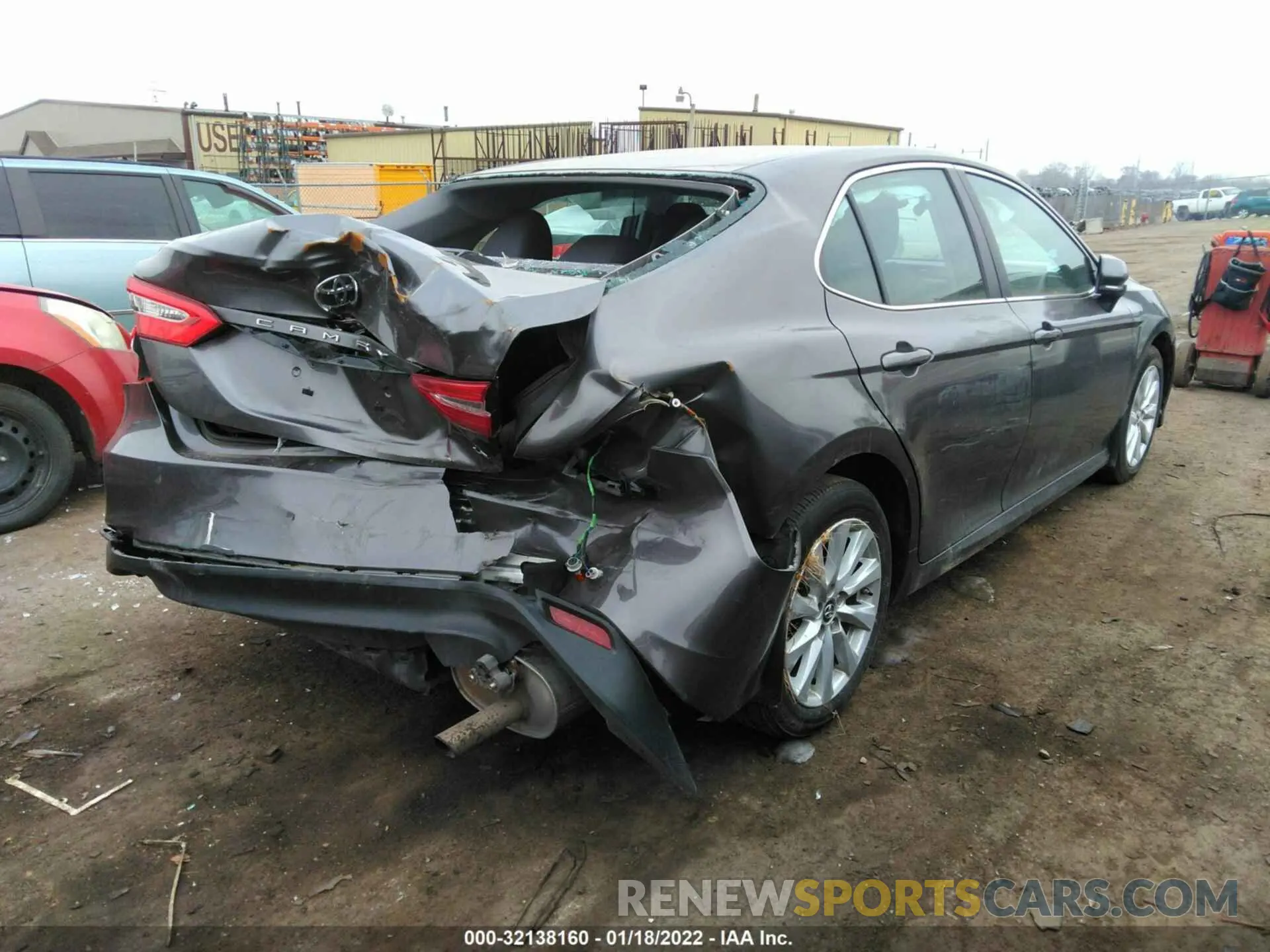 4 Photograph of a damaged car 4T1B11HK6KU768526 TOYOTA CAMRY 2019