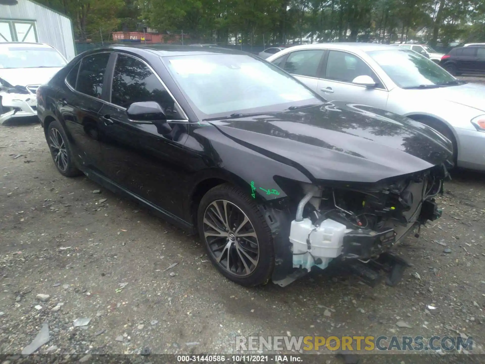 1 Photograph of a damaged car 4T1B11HK6KU770020 TOYOTA CAMRY 2019