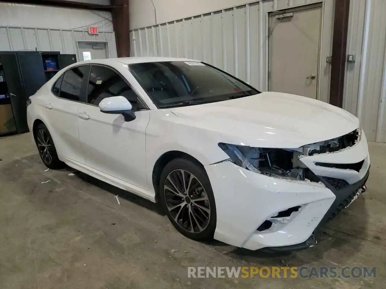 4 Photograph of a damaged car 4T1B11HK6KU770292 TOYOTA CAMRY 2019