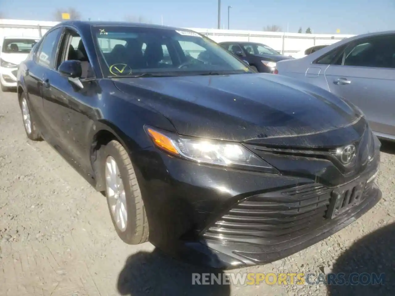 1 Photograph of a damaged car 4T1B11HK6KU771166 TOYOTA CAMRY 2019