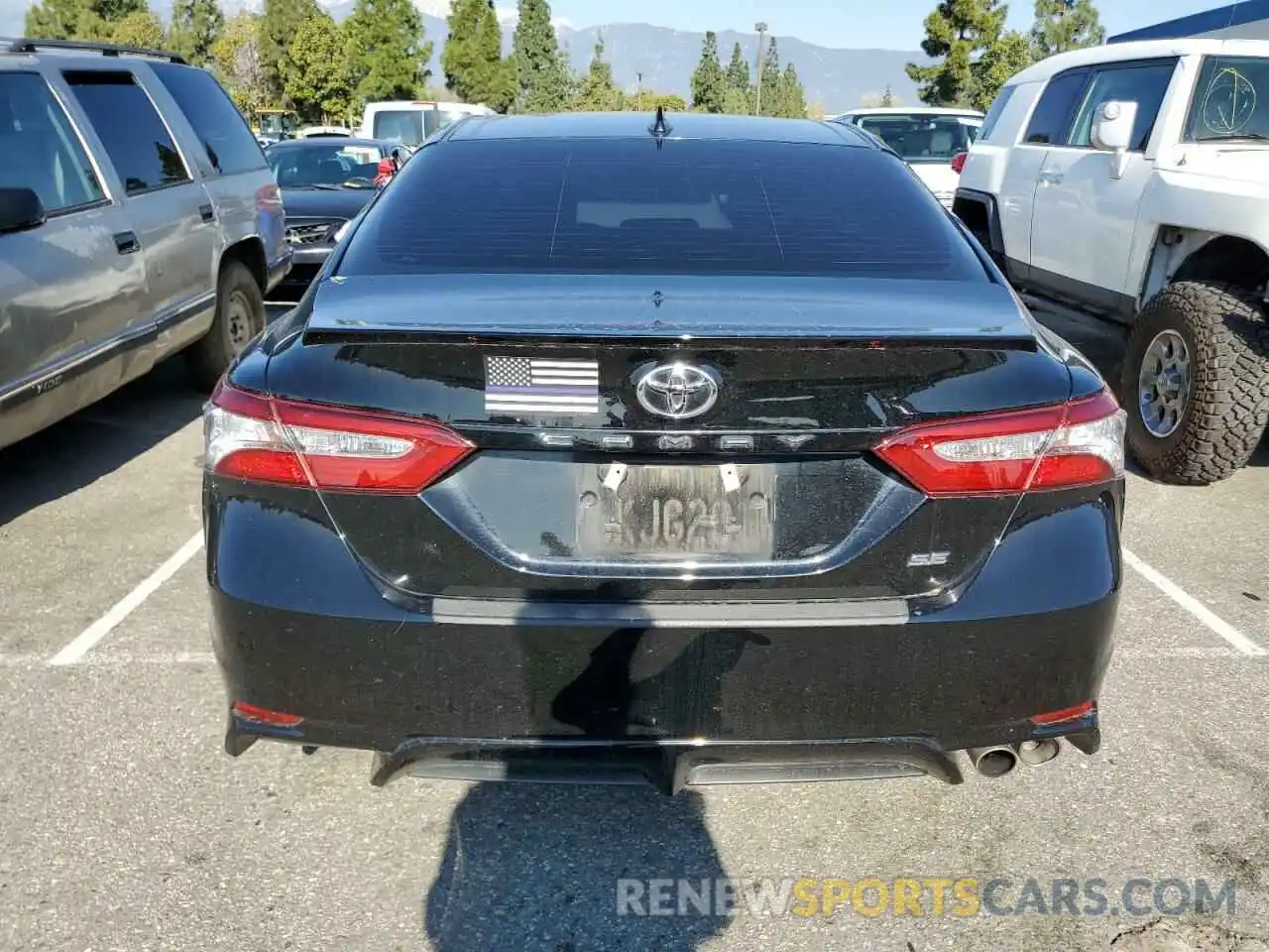 6 Photograph of a damaged car 4T1B11HK6KU772866 TOYOTA CAMRY 2019