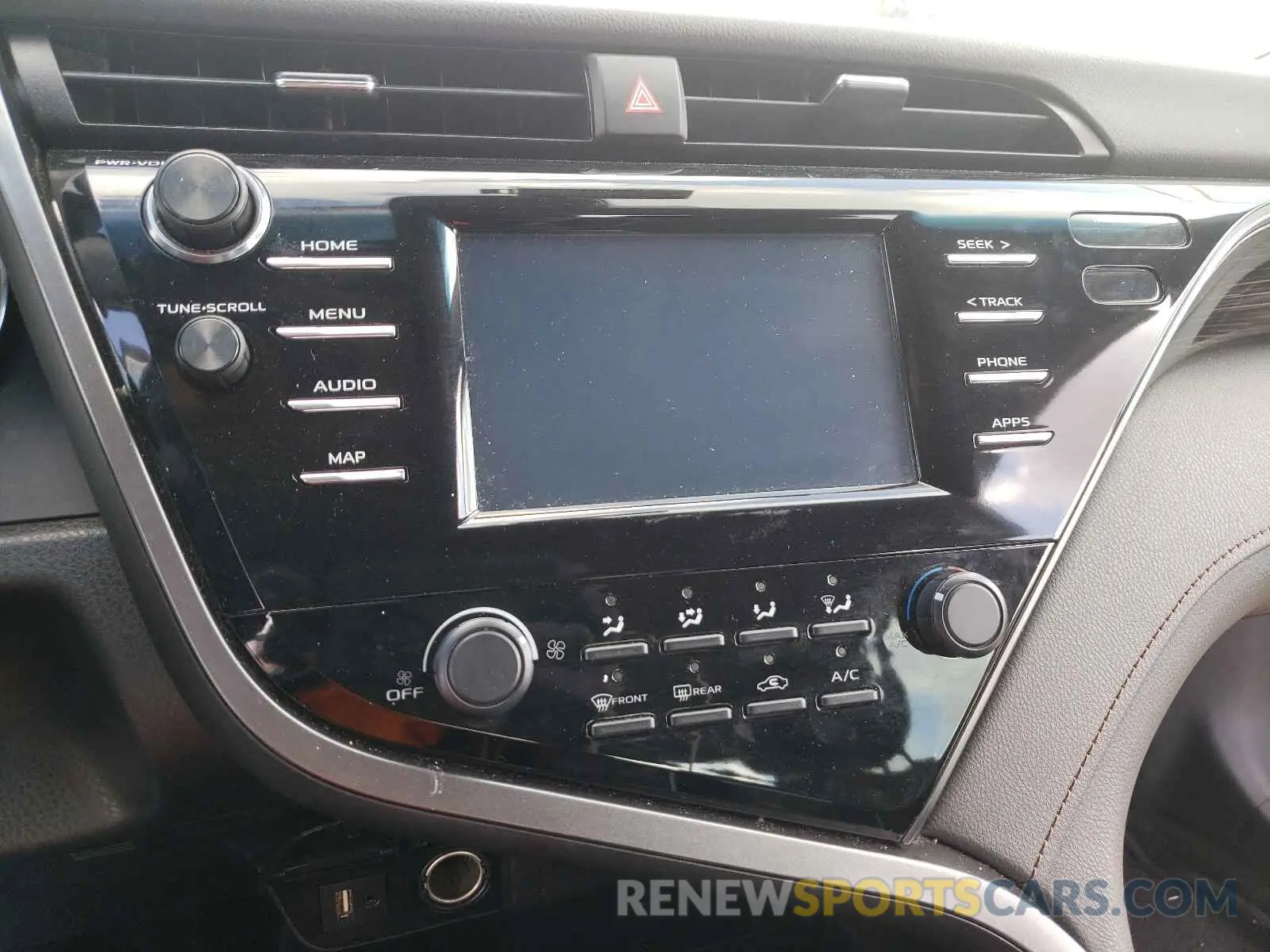 9 Photograph of a damaged car 4T1B11HK6KU773614 TOYOTA CAMRY 2019